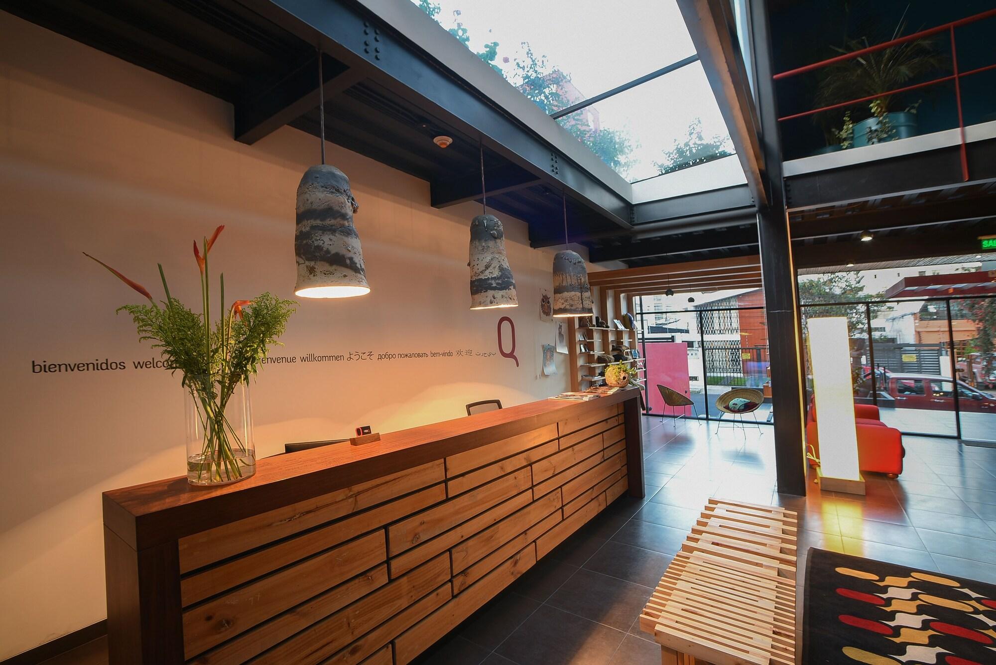 Vista Lobby Casa Q