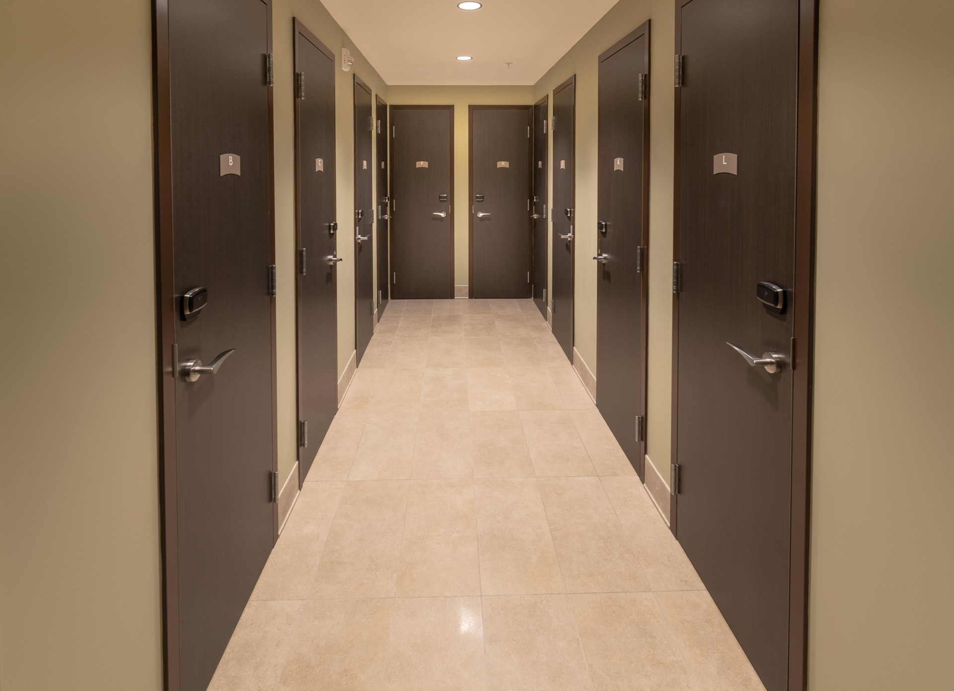 Vista Lobby Staybridge Suites Saskatoon - University by IHG