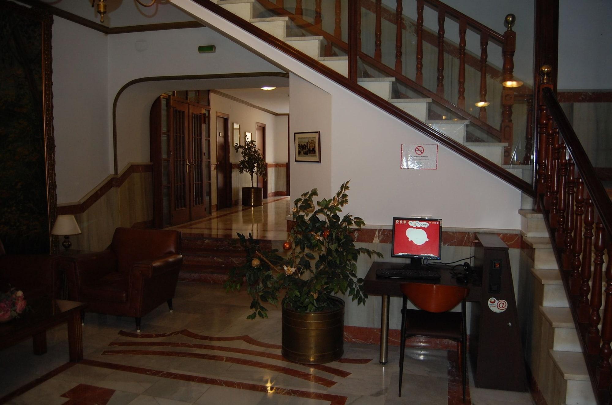 Vista Lobby Hotel Marina Victoria