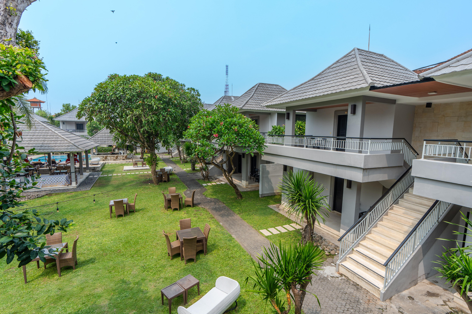 Vista Exterior Dewi Sri Hotel