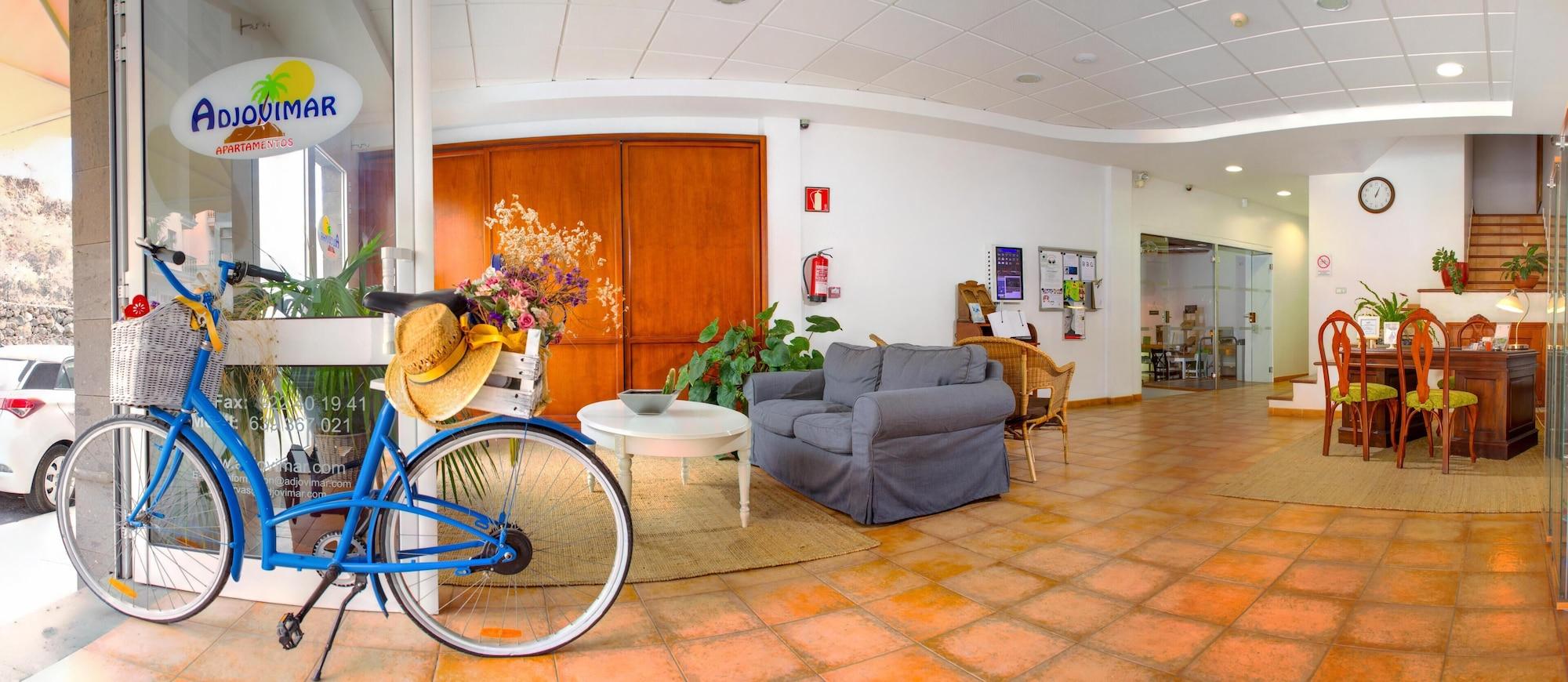 Vista Lobby Adjovimar Apartamentos