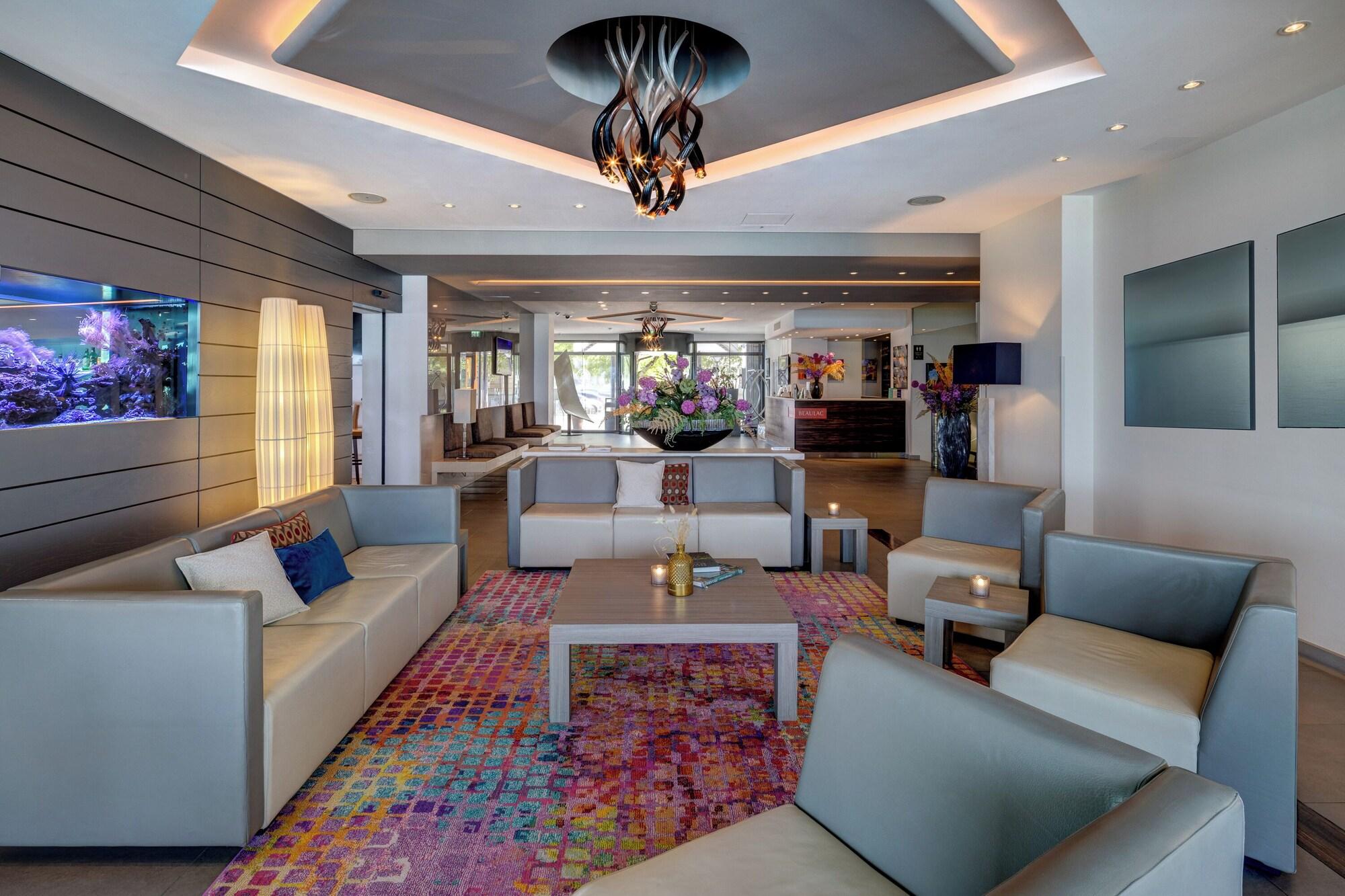 Vista Lobby Hotel Beaulac
