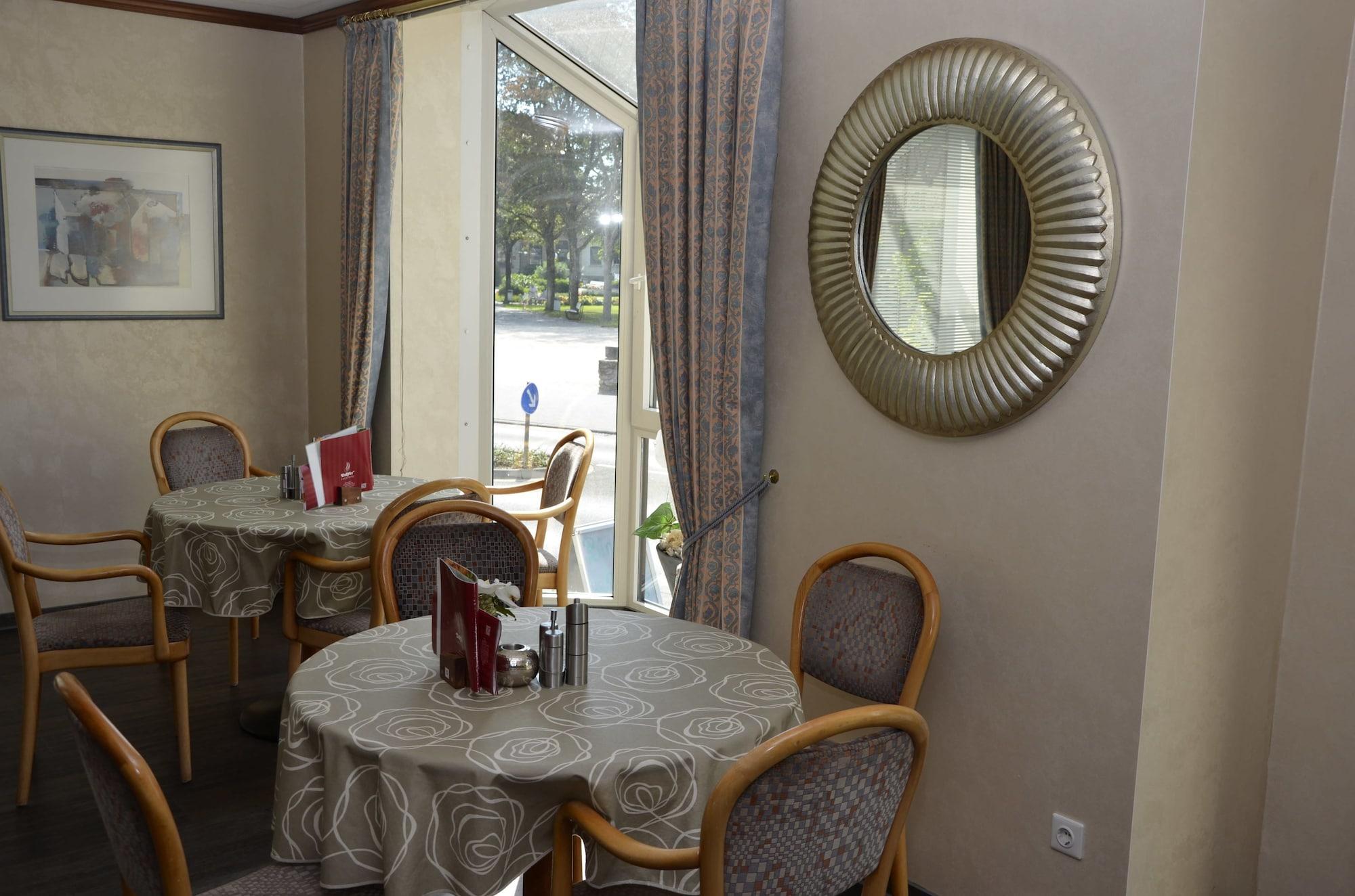 Bar/Salón Hotel Dreyer