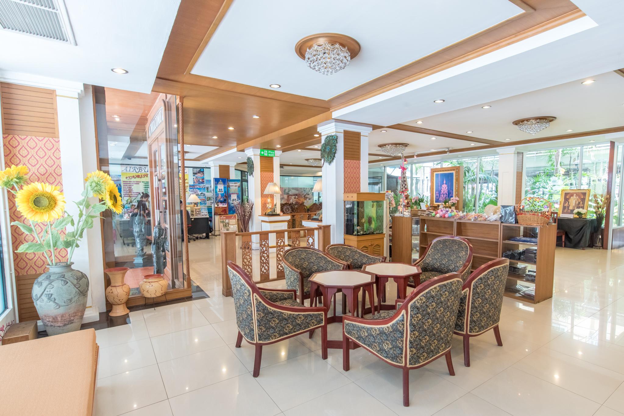 Vista Lobby New Siam Riverside