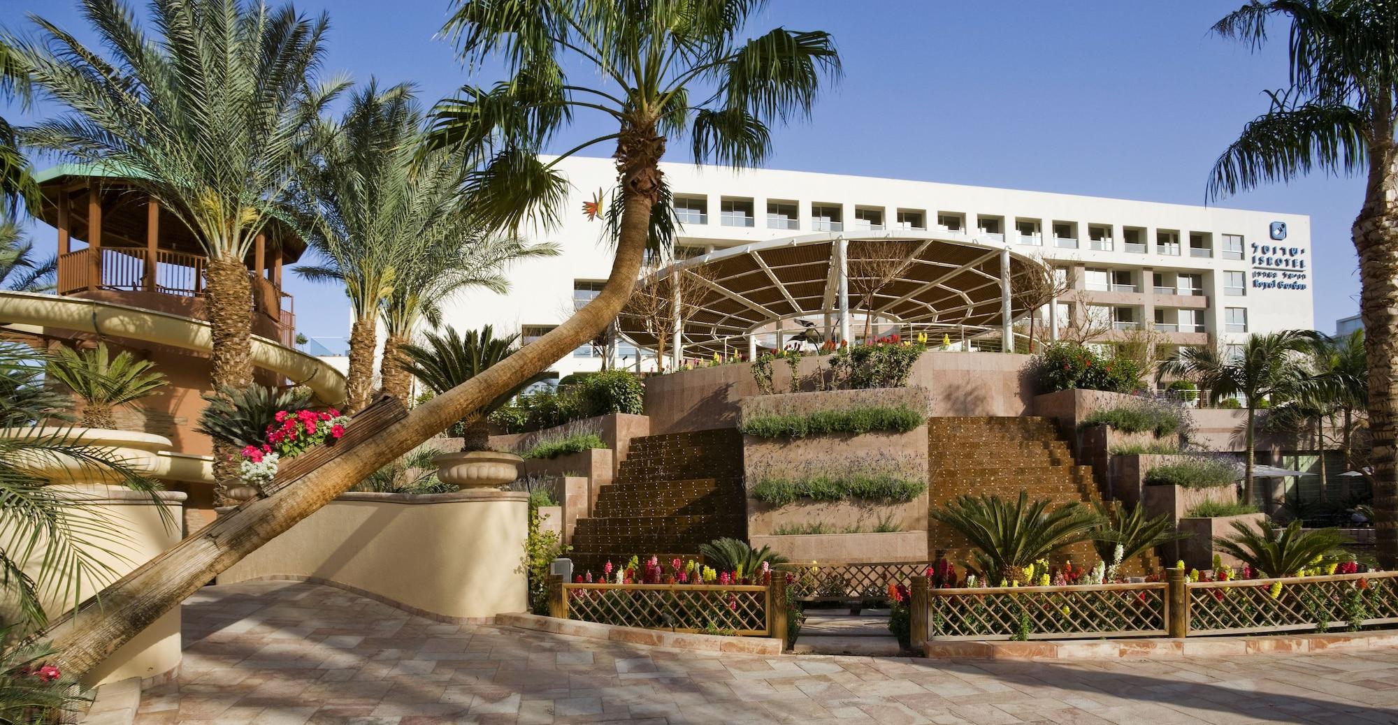Vista Exterior Royal Garden by Isrotel Collection