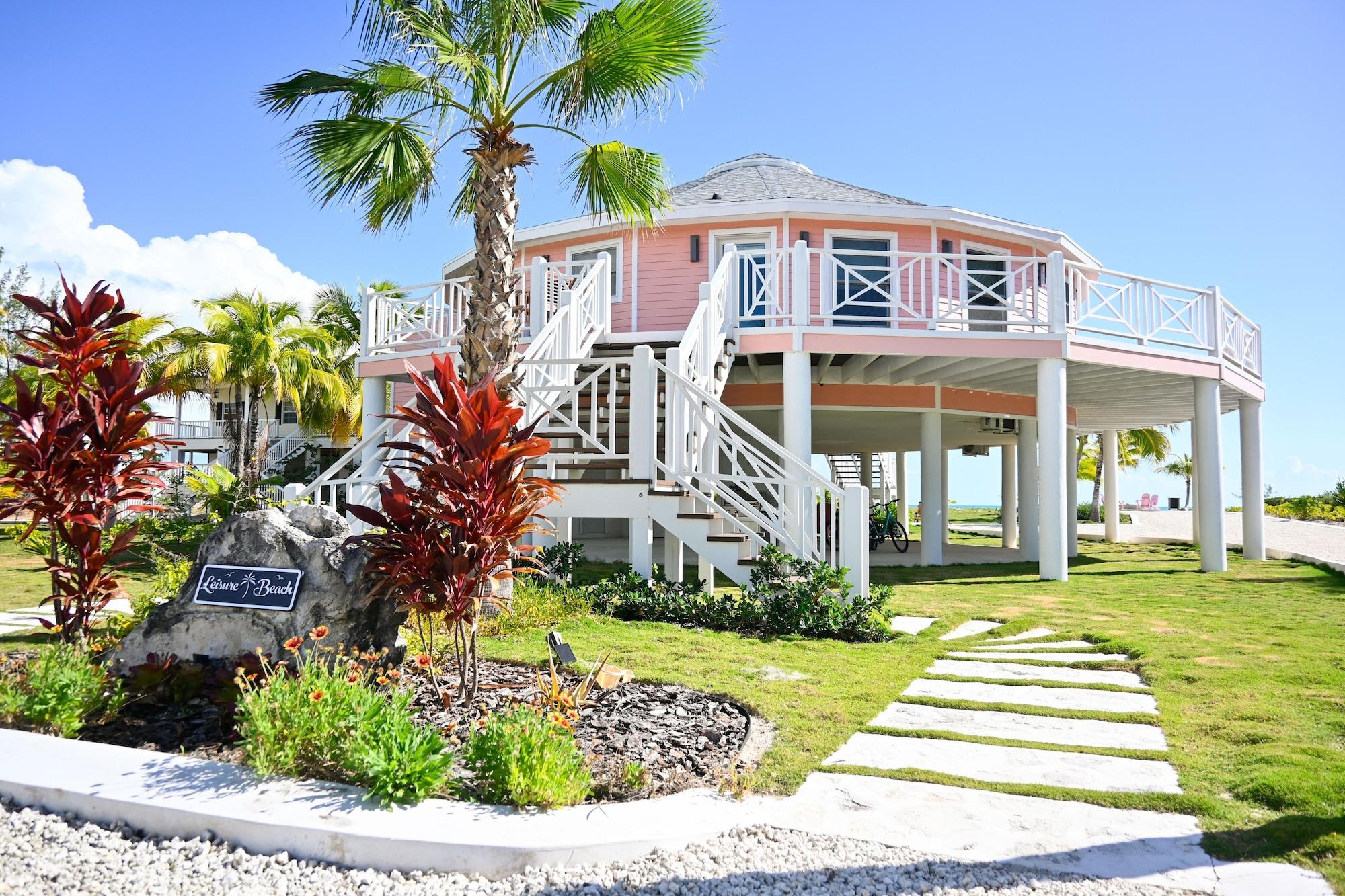 Vista Exterior Leisure Beach Ocean Retreat - Luxury Beachfront House 3 Bedroom Home