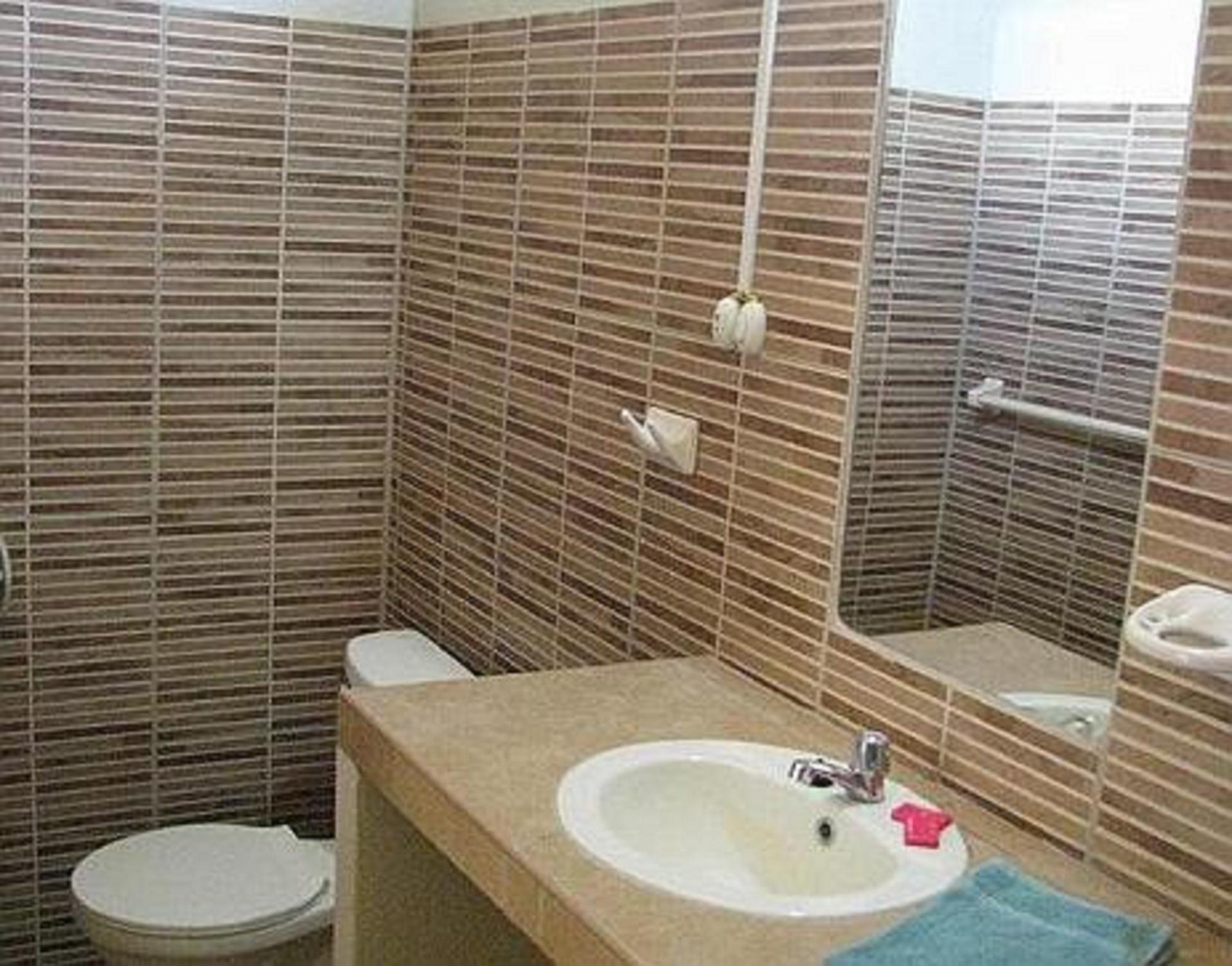 Set de Habitación KonTiki Bungalows