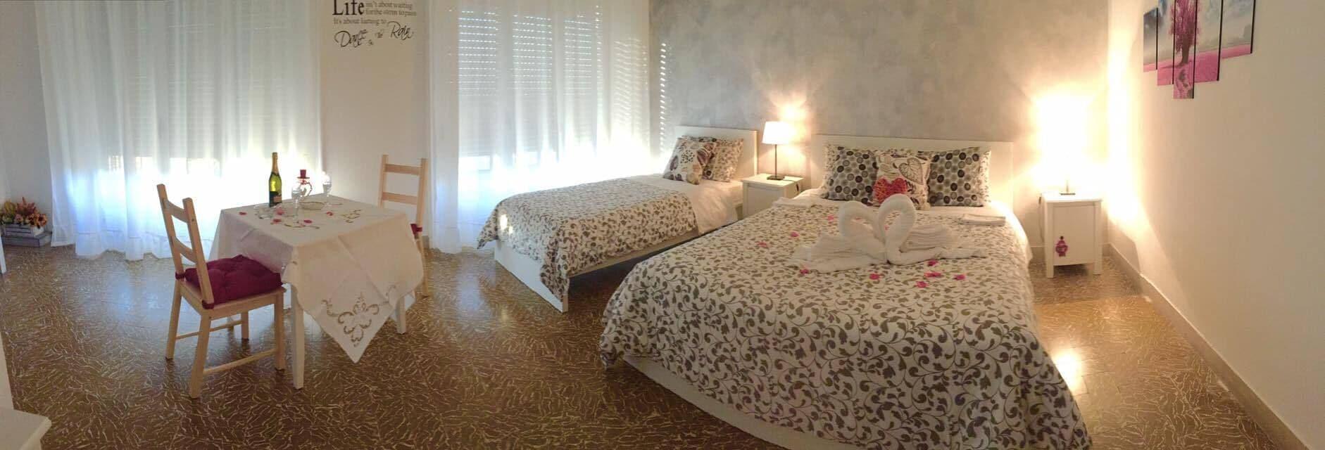 Varios Central House