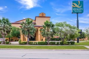 Alojamiento - Quality Suites San Antonio