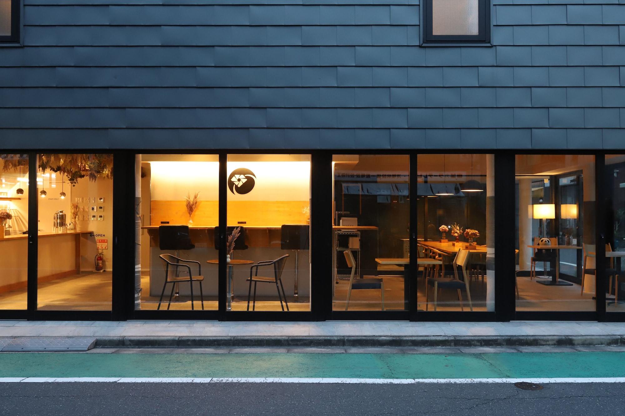 Vista Exterior E10HOSTEL