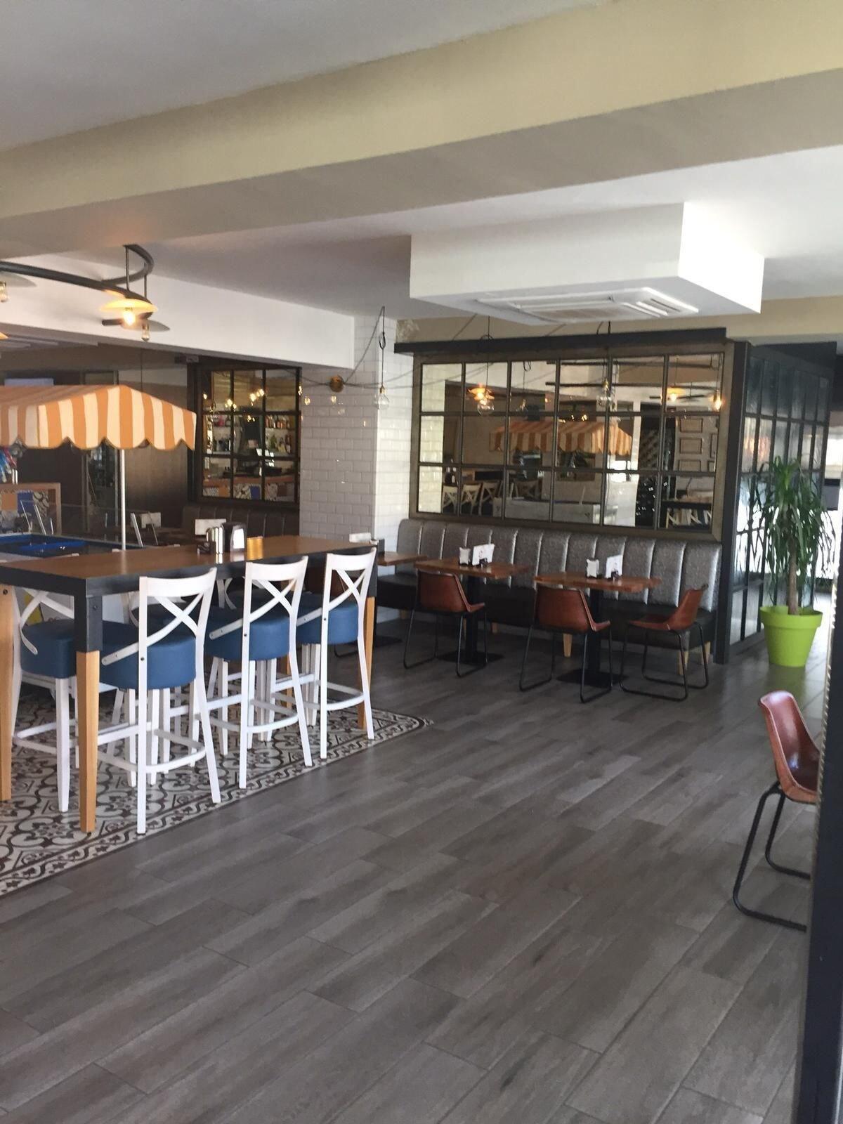 Bar/Salón Hotel Restaurante Kika