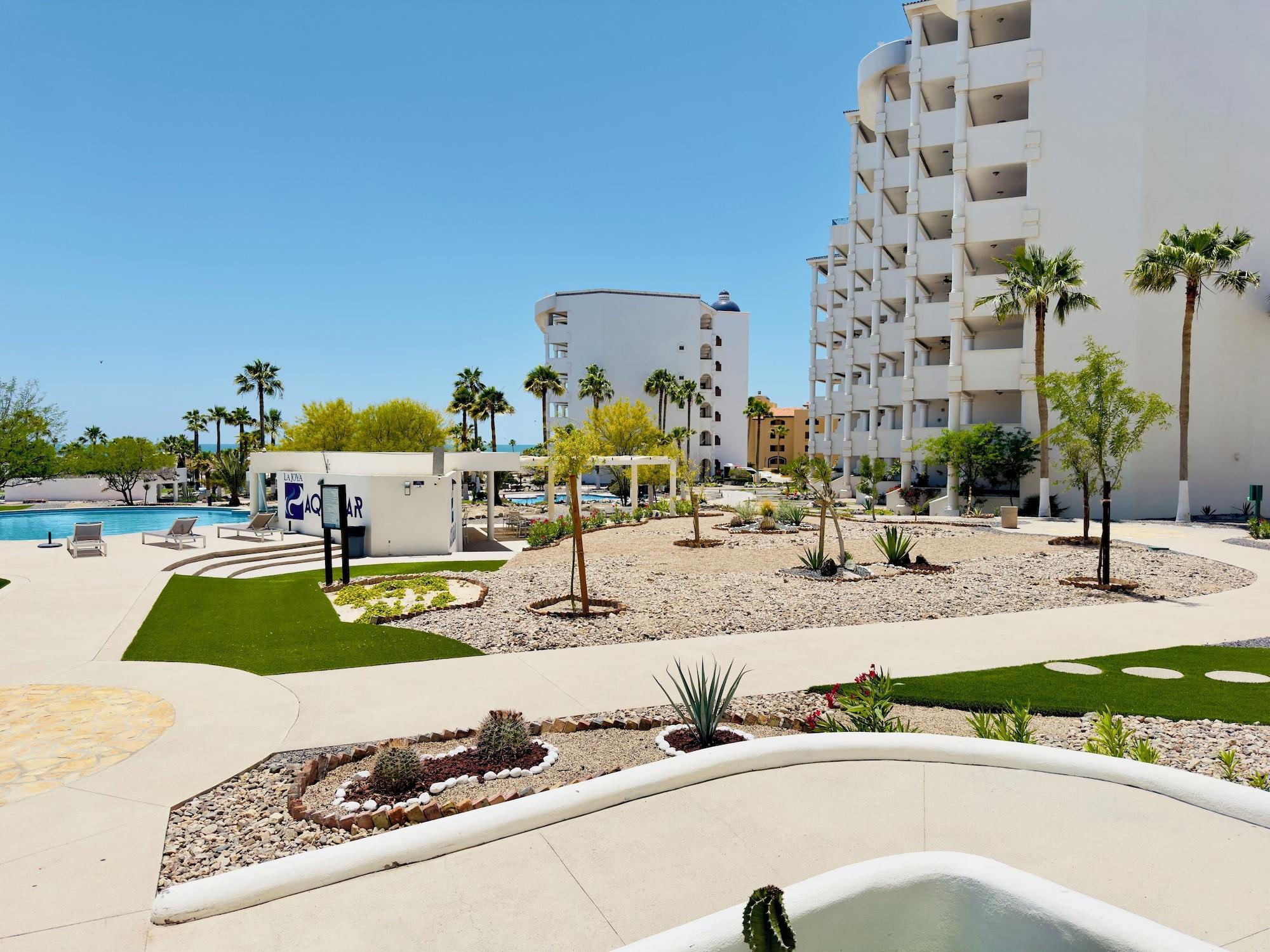 Vista Exterior Hotel Casa Blanca Golf Villas