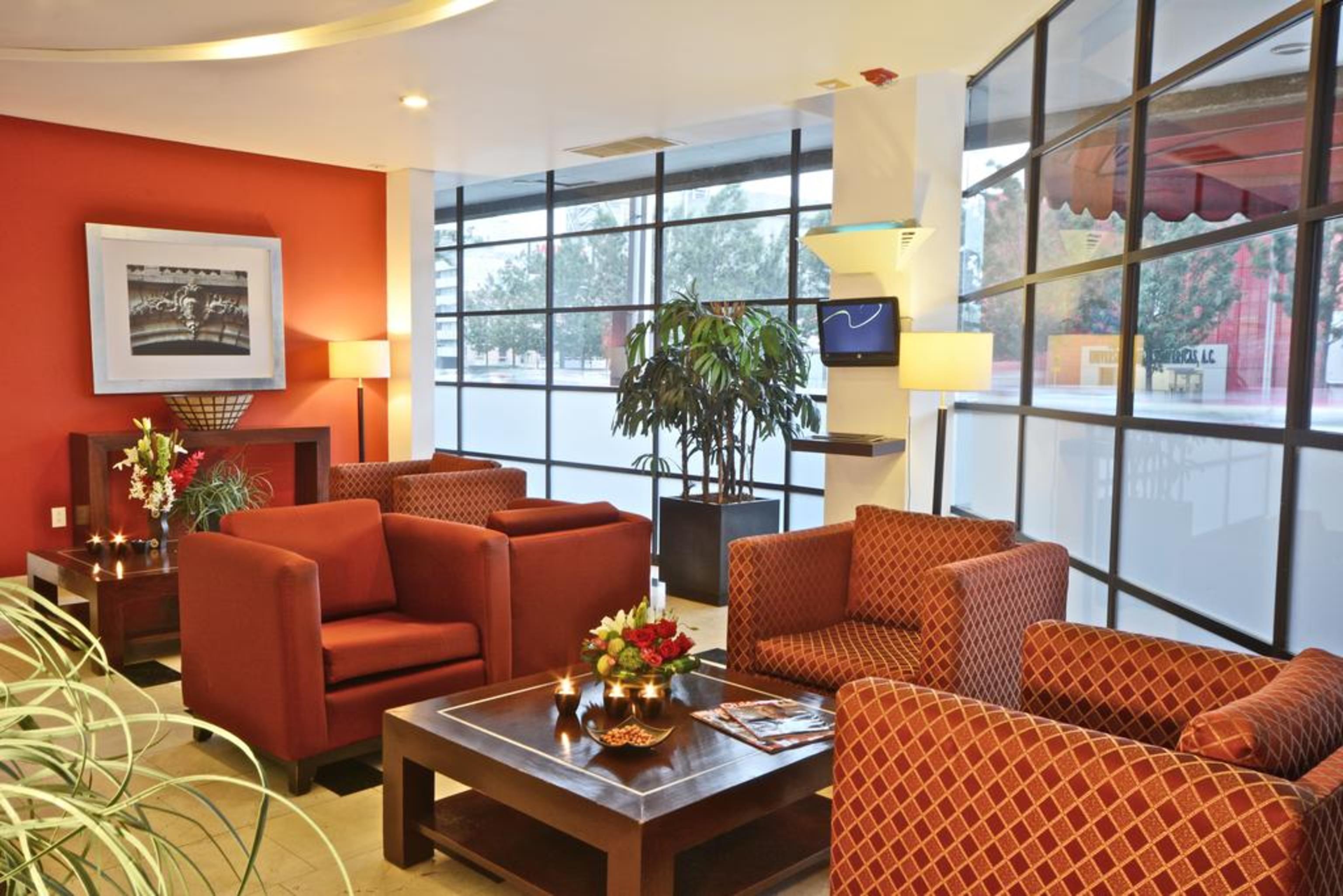 Vista Lobby Hotel & Suites PF