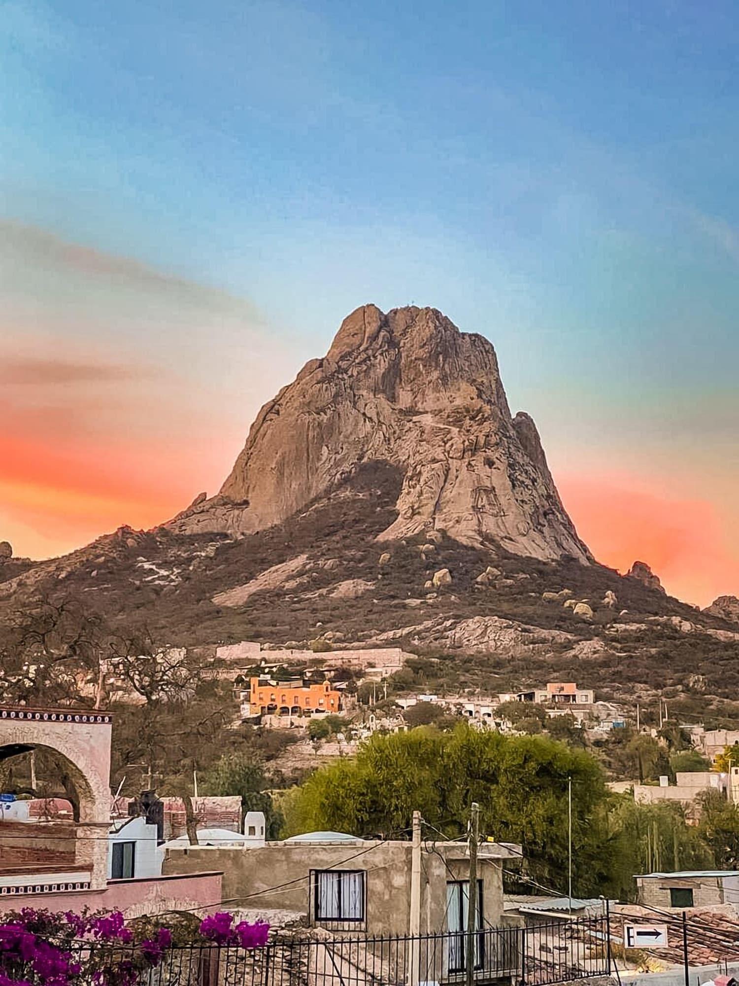 Vista Exterior Hotel Boutique Santo Cuervo