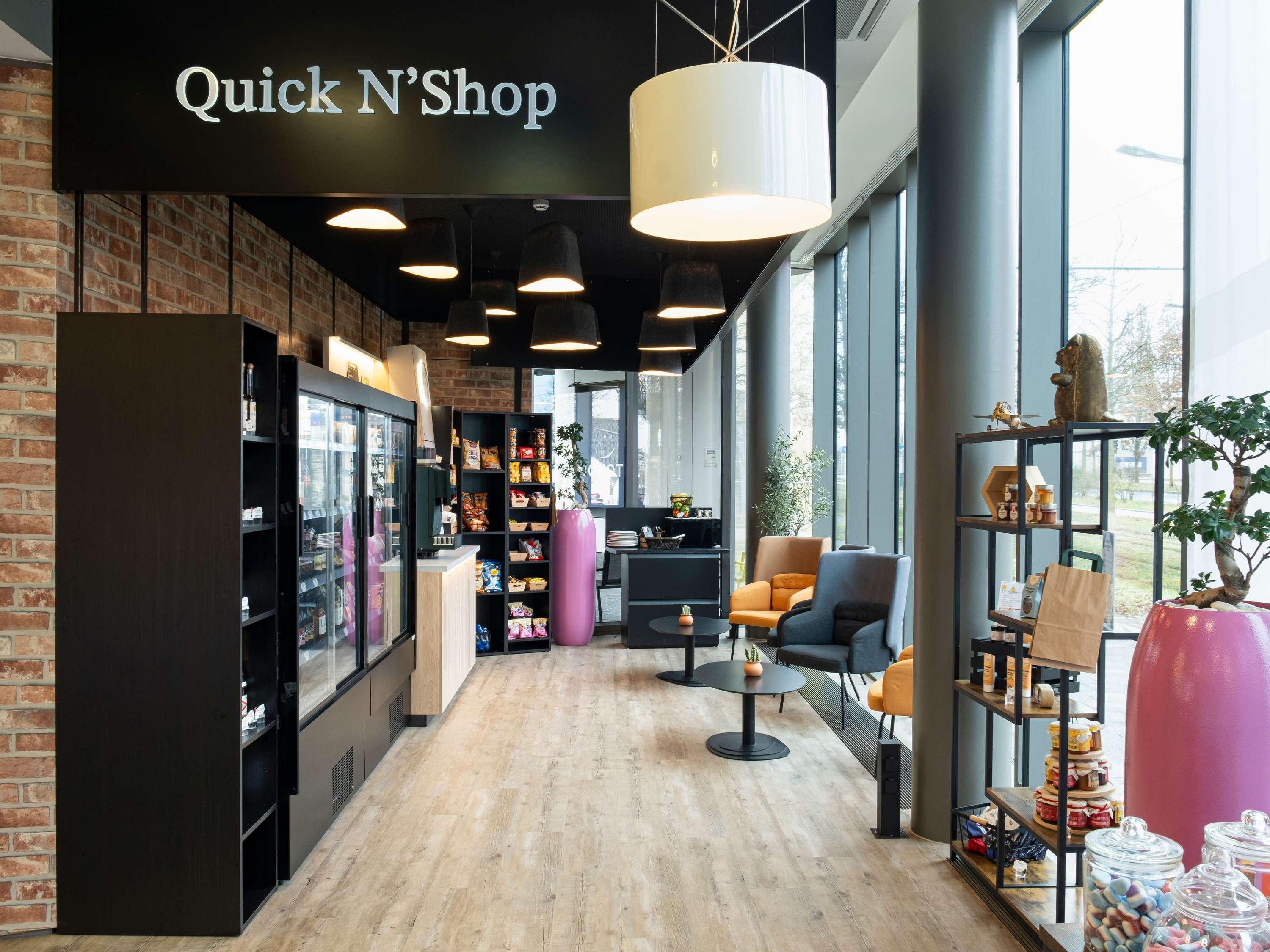 Bar/Salón Novotel Suites Luxembourg