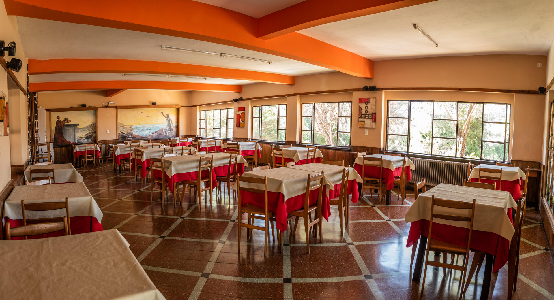 Bar/Salón Italia