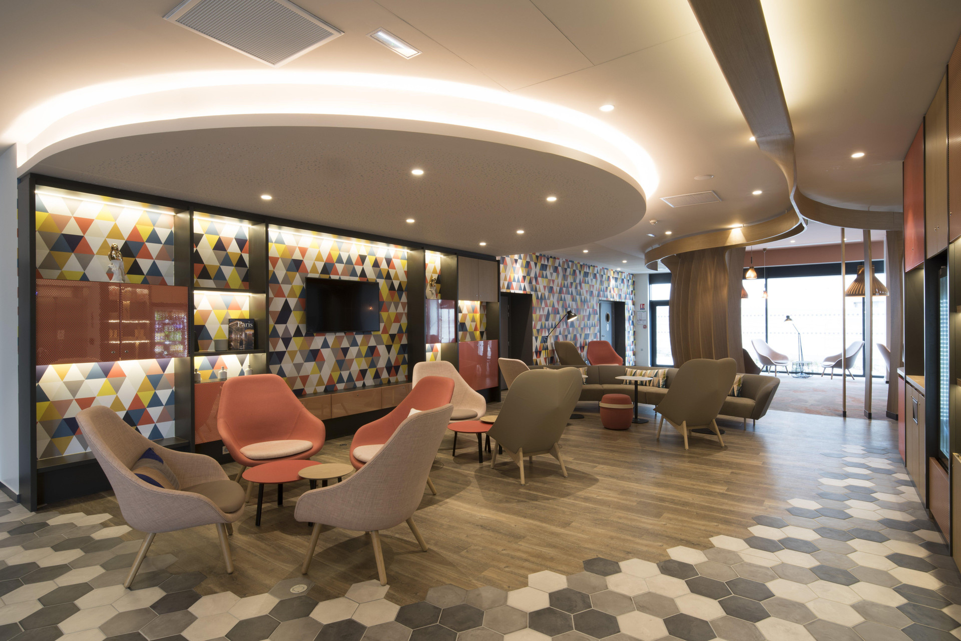 Bar/Salón Holiday Inn Express Paris - CDG Airport by IHG