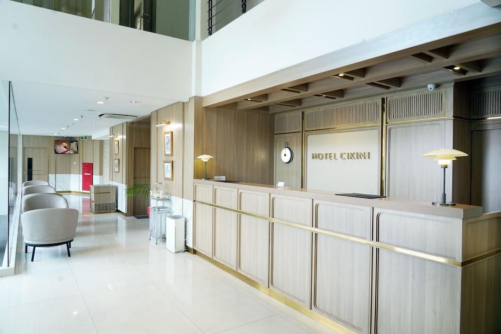 Vista Lobby Hotel Cikini