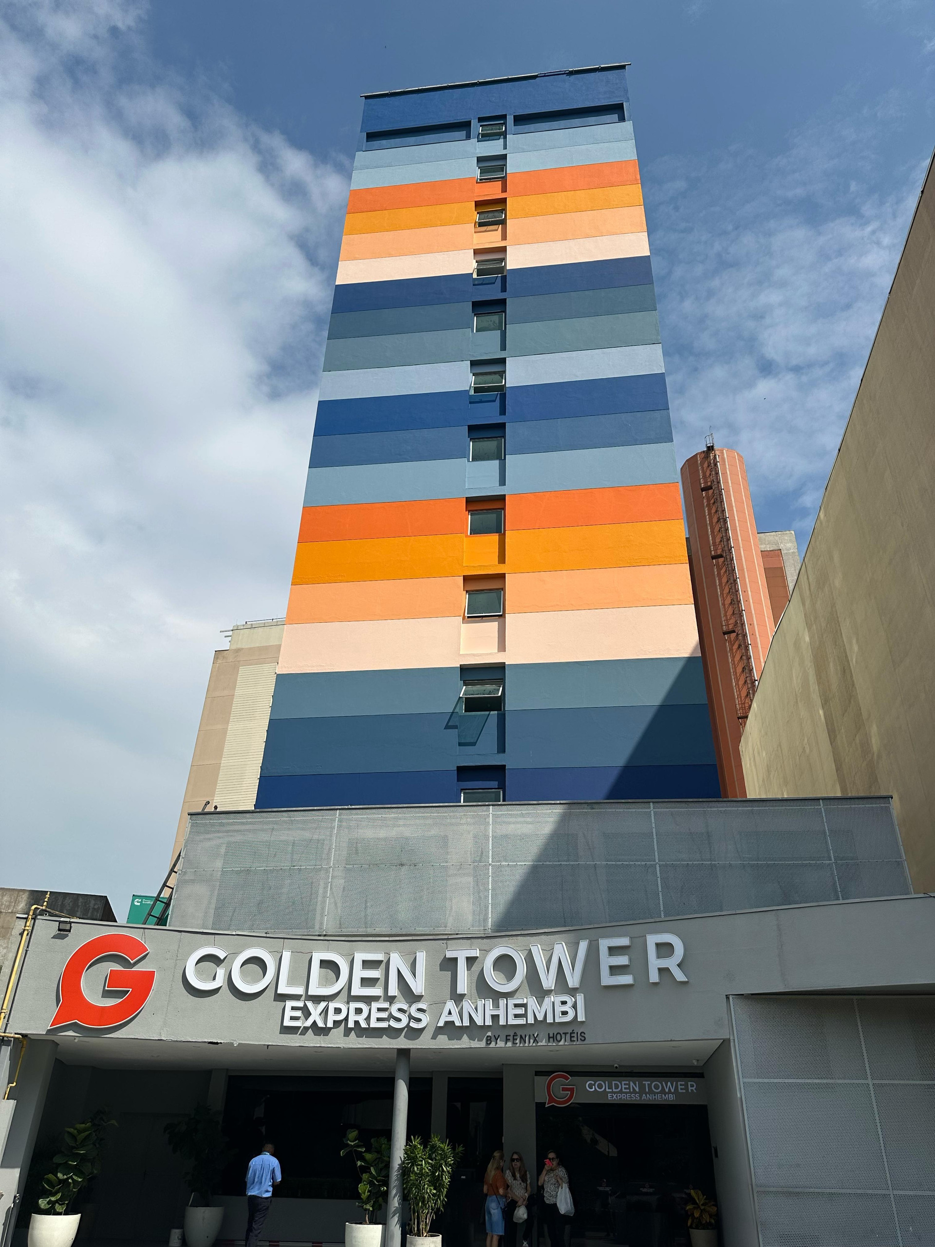 Vista Exterior Golden Tower Express Anhembi by Fênix Hotéis