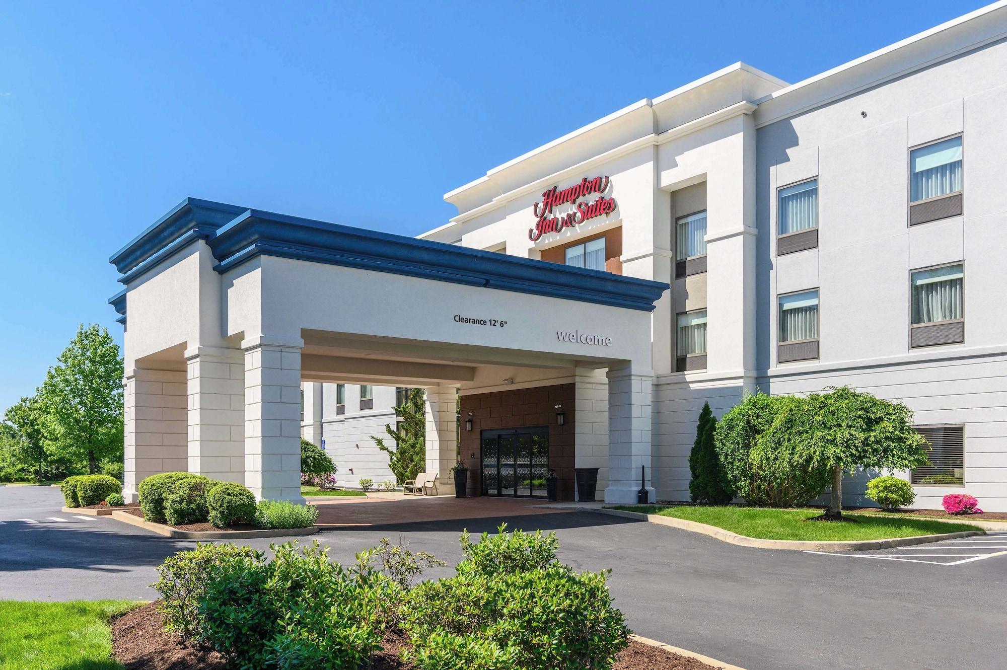Vista Exterior Hampton Inn & Suites Hartford-Manchester