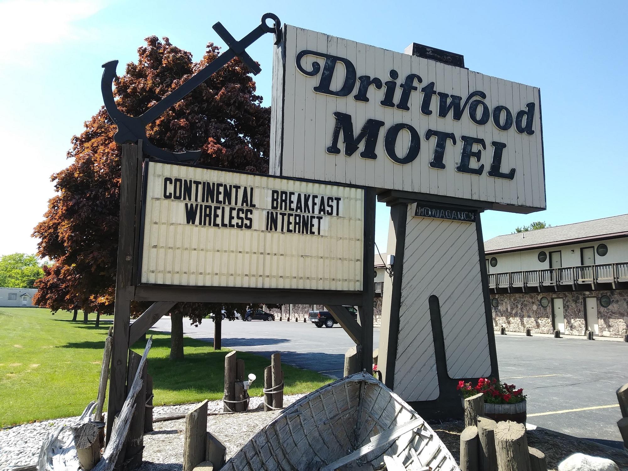 Vista Exterior Driftwood Motel