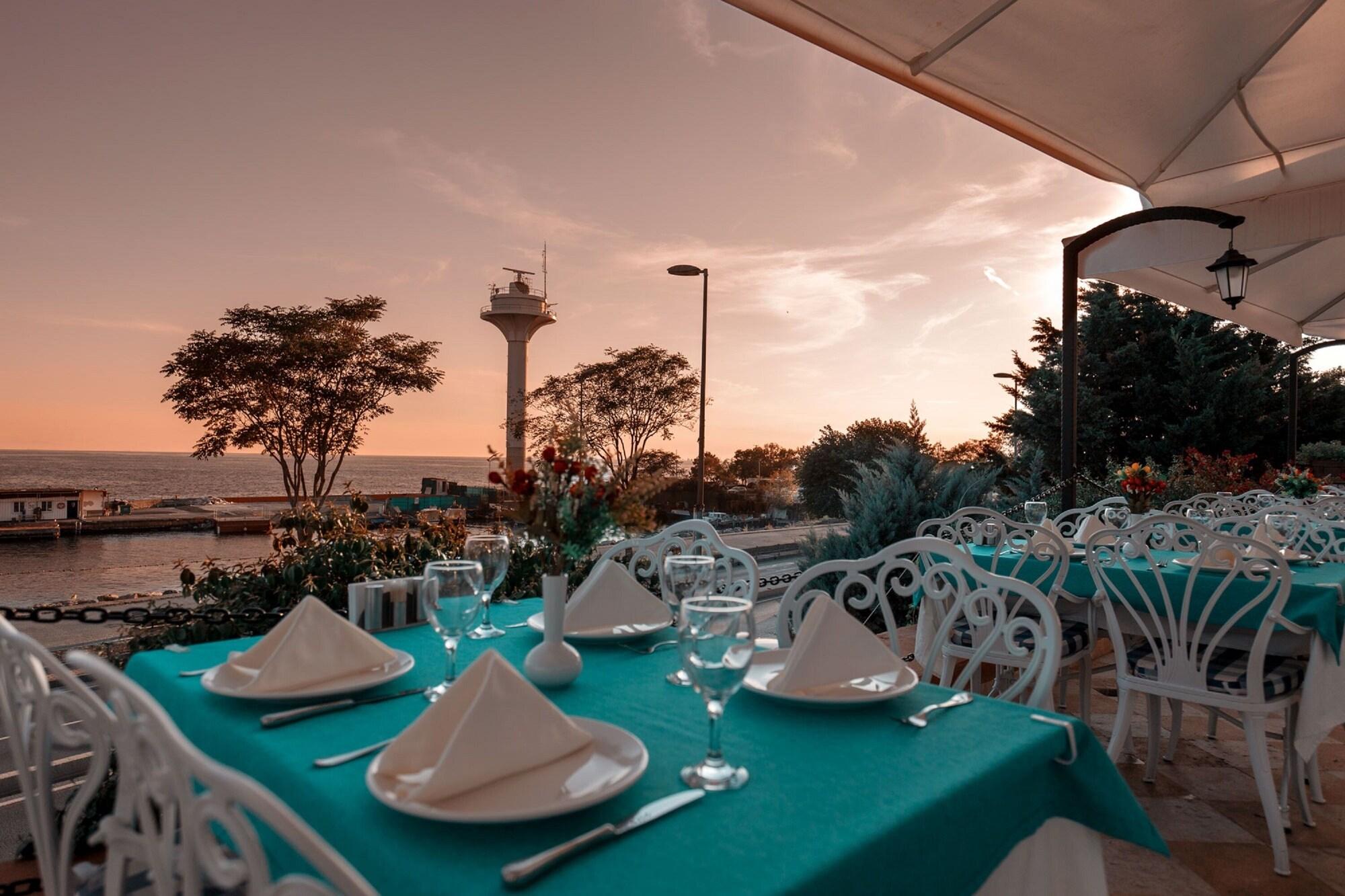 Restaurant Seven Hills Palace & Spa