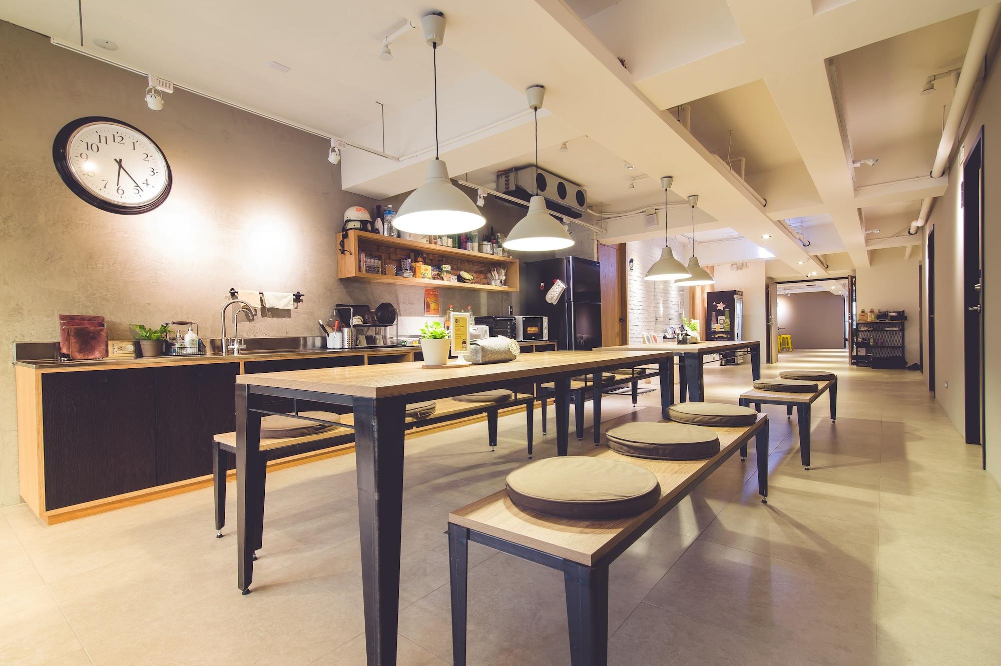 Varios Ahiruyah Guest House in Kaohsiung - Hostel