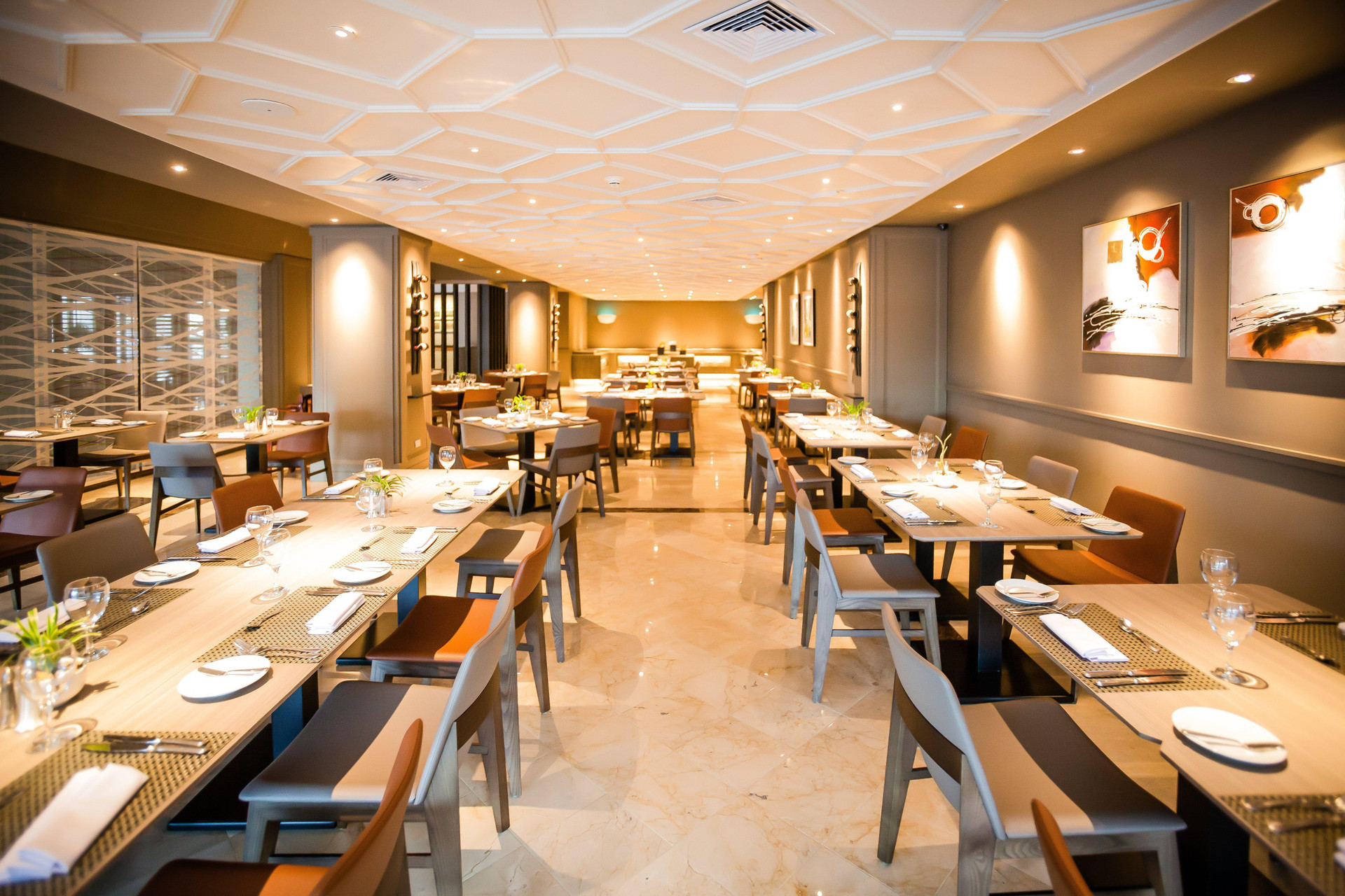 Restaurant Crowne Plaza Managua by IHG