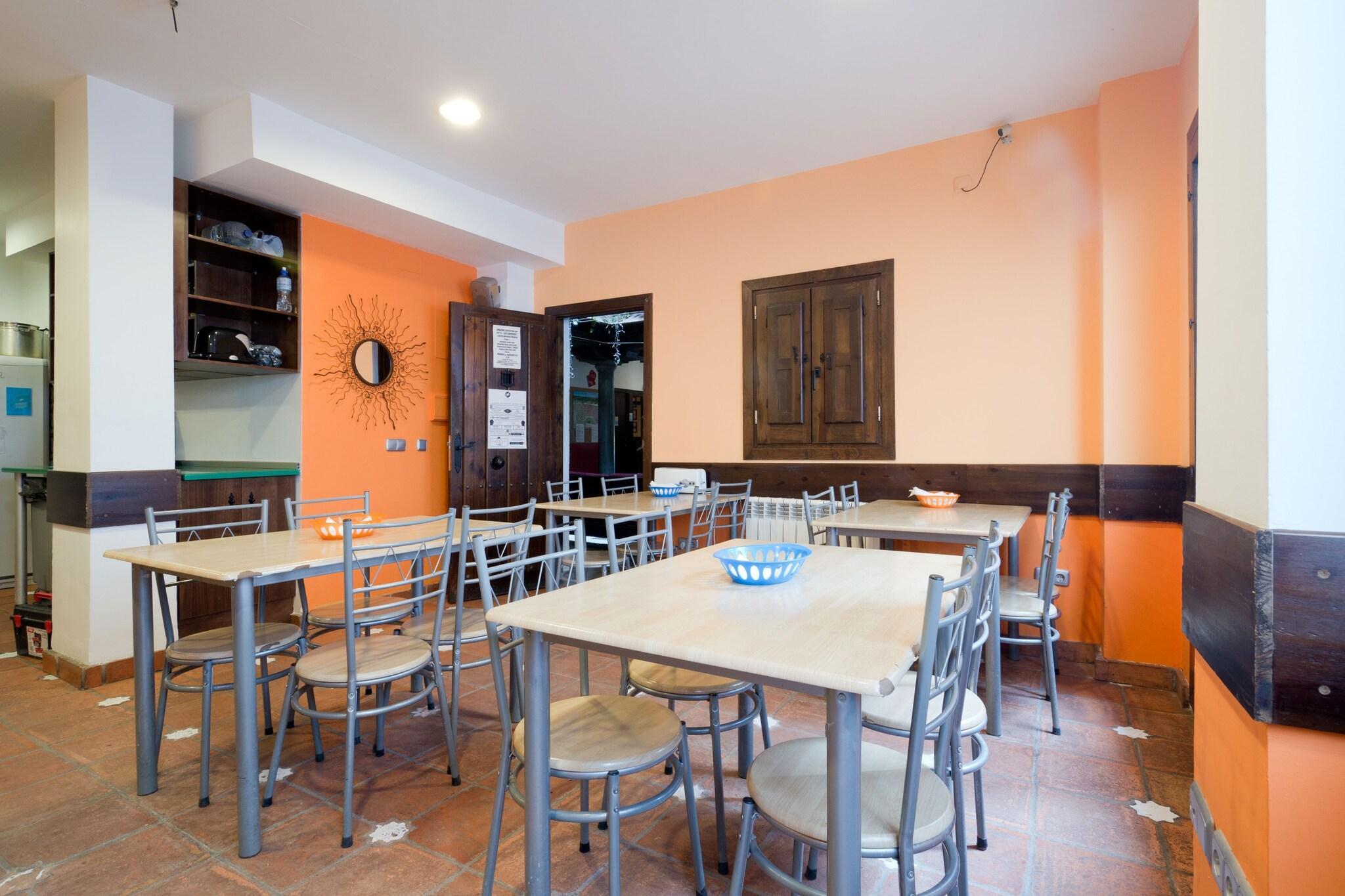 Restaurant Oasis Backpackers Hostel Granada