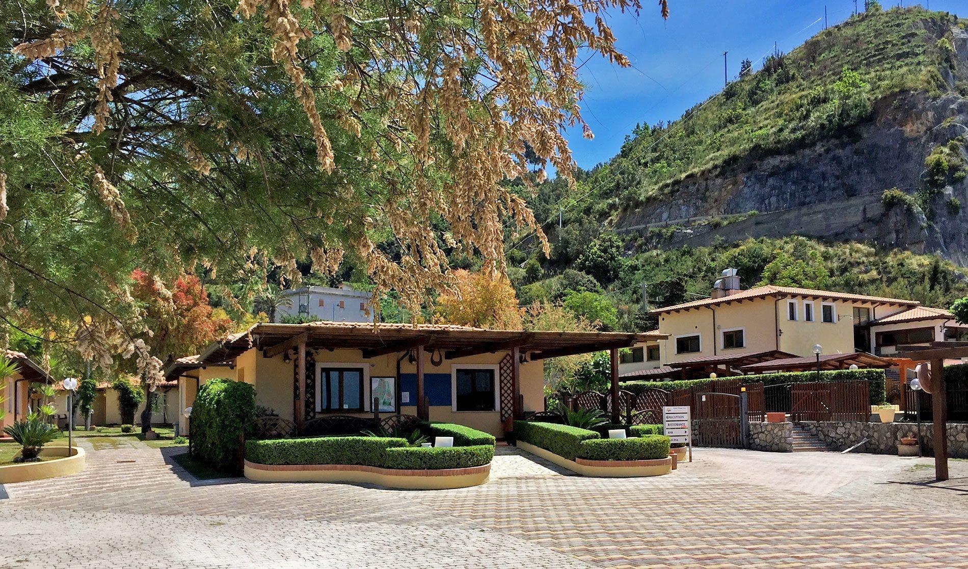 Vista Lobby Arcomagno Hotel Village Club