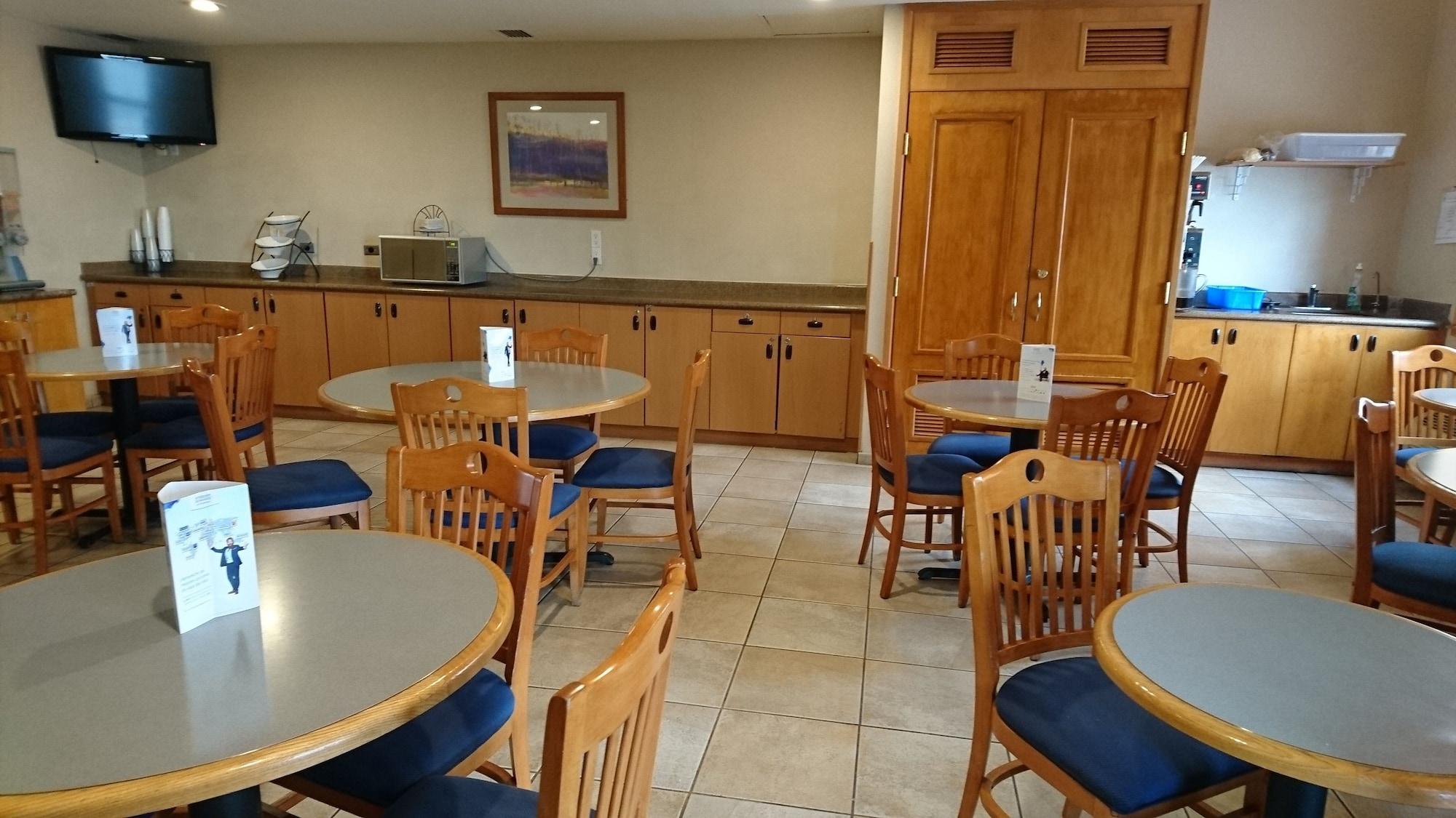 Restaurant Microtel Inn & Suites by Wyndham Chihuahua