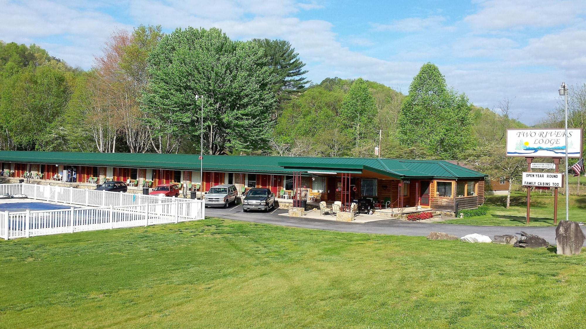Vista Exterior Two Rivers Lodge