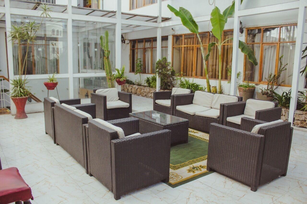 Vista Exterior Hostal Premier Arequipa