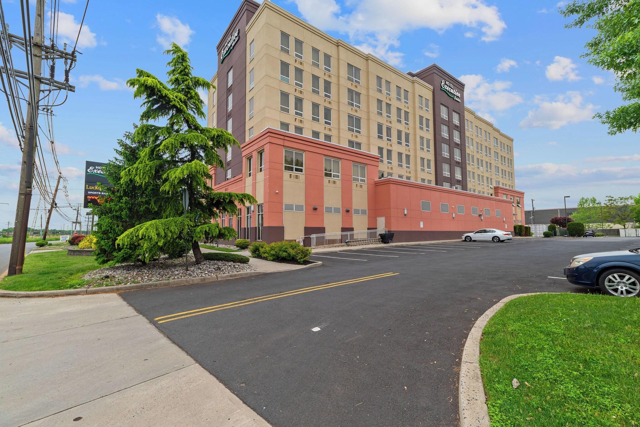 Vista Exterior Hotel Executive Suites