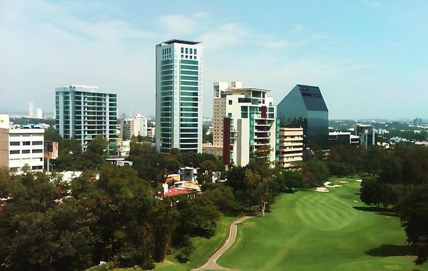 DreamHaus Country Club Guadalajara - Hoteles 5 estrellas en Guadalajara, Jalisco