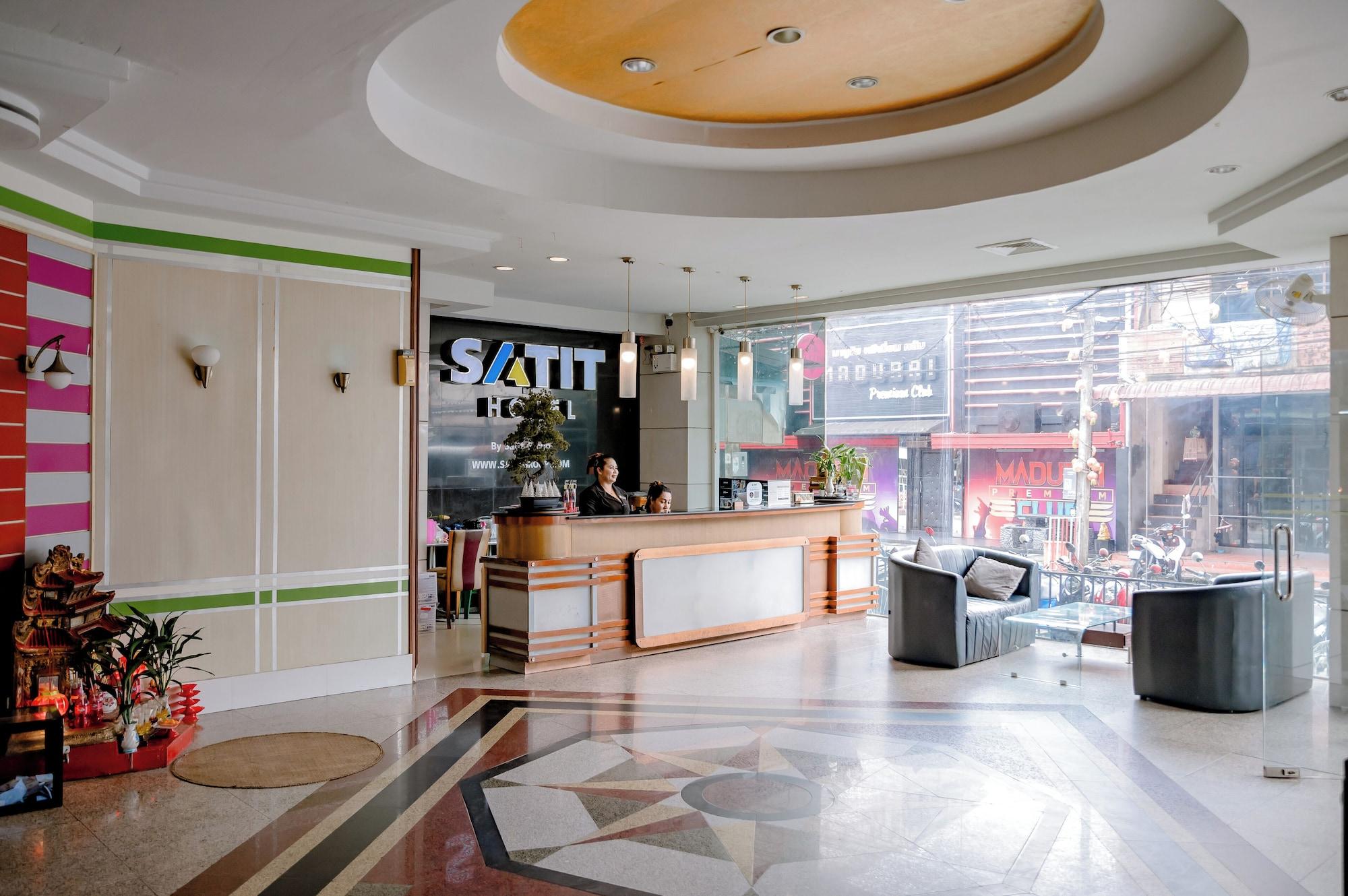 Vista Lobby Satit Hotel