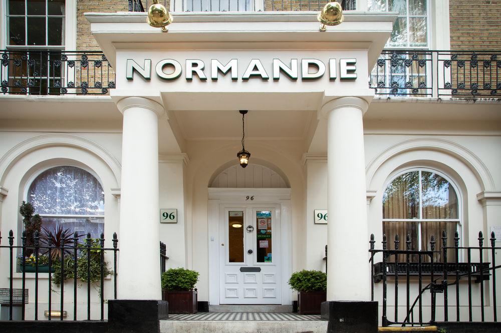 Varios Normandie Hotel