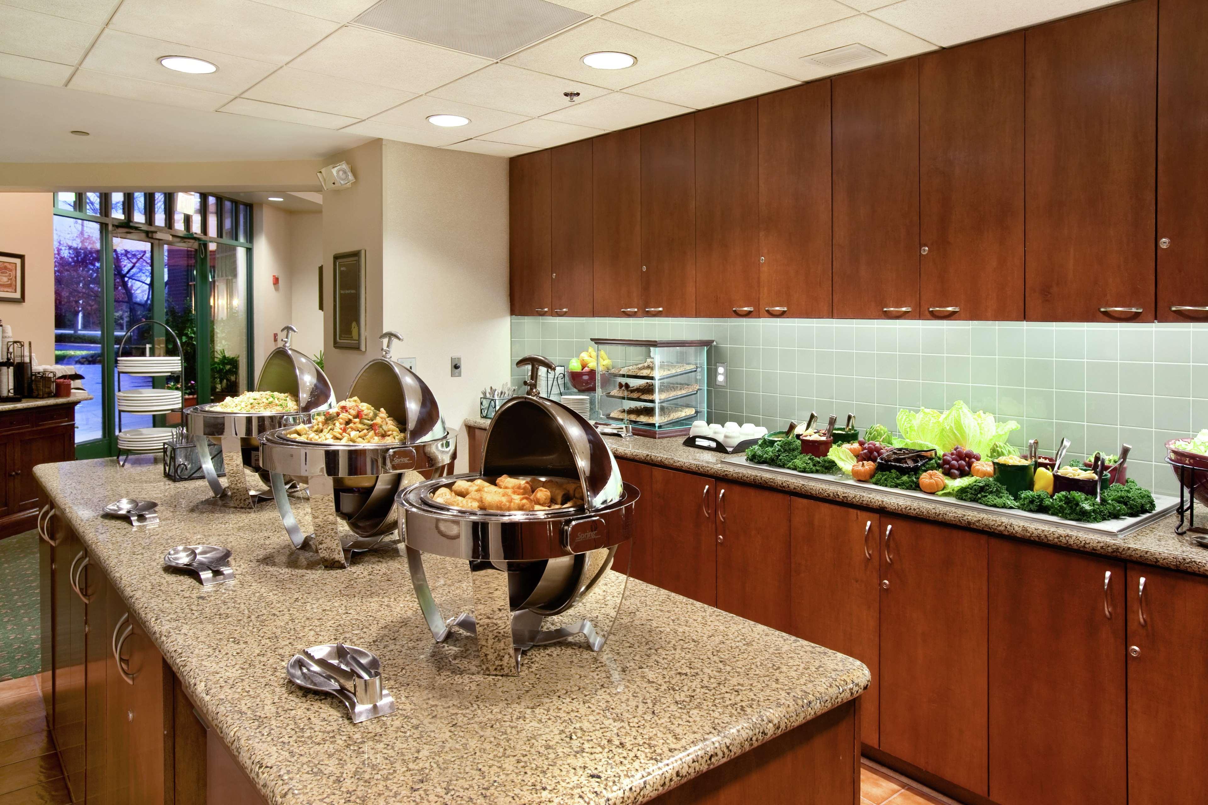 Restaurant Homewood Suites by Hilton Falls Church - I-495 at Rt. 50