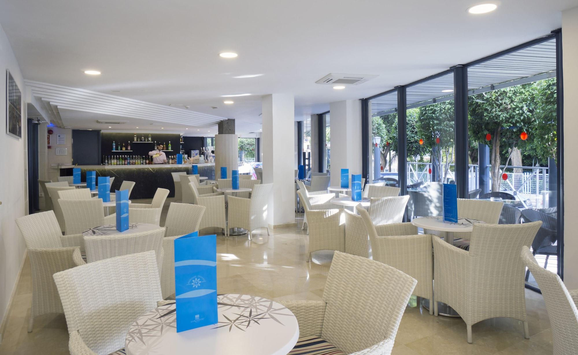 Bar/Salón Sandos Griego Hotel