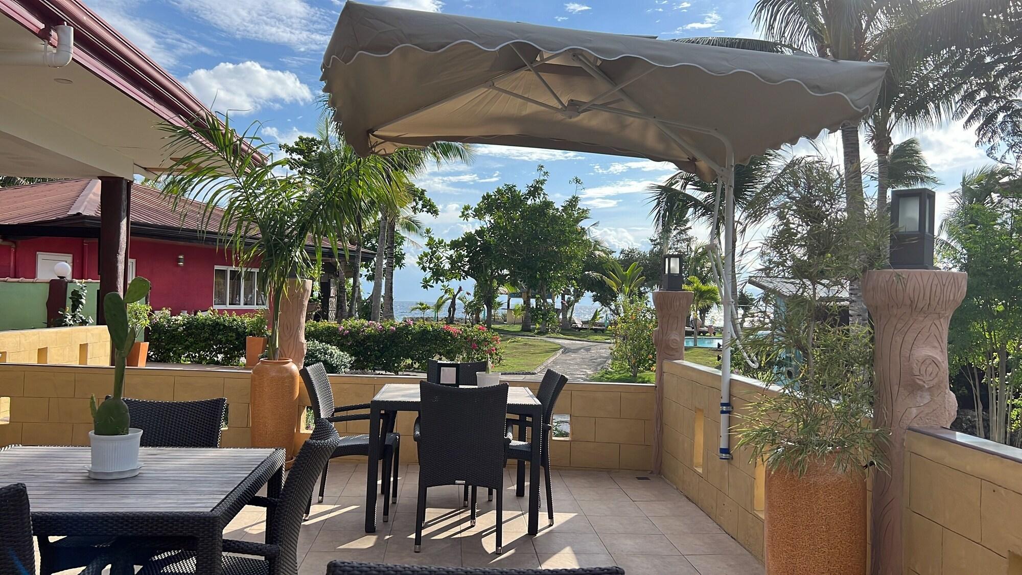 Restaurant Cabilao Sunset Dive & Beach Resort