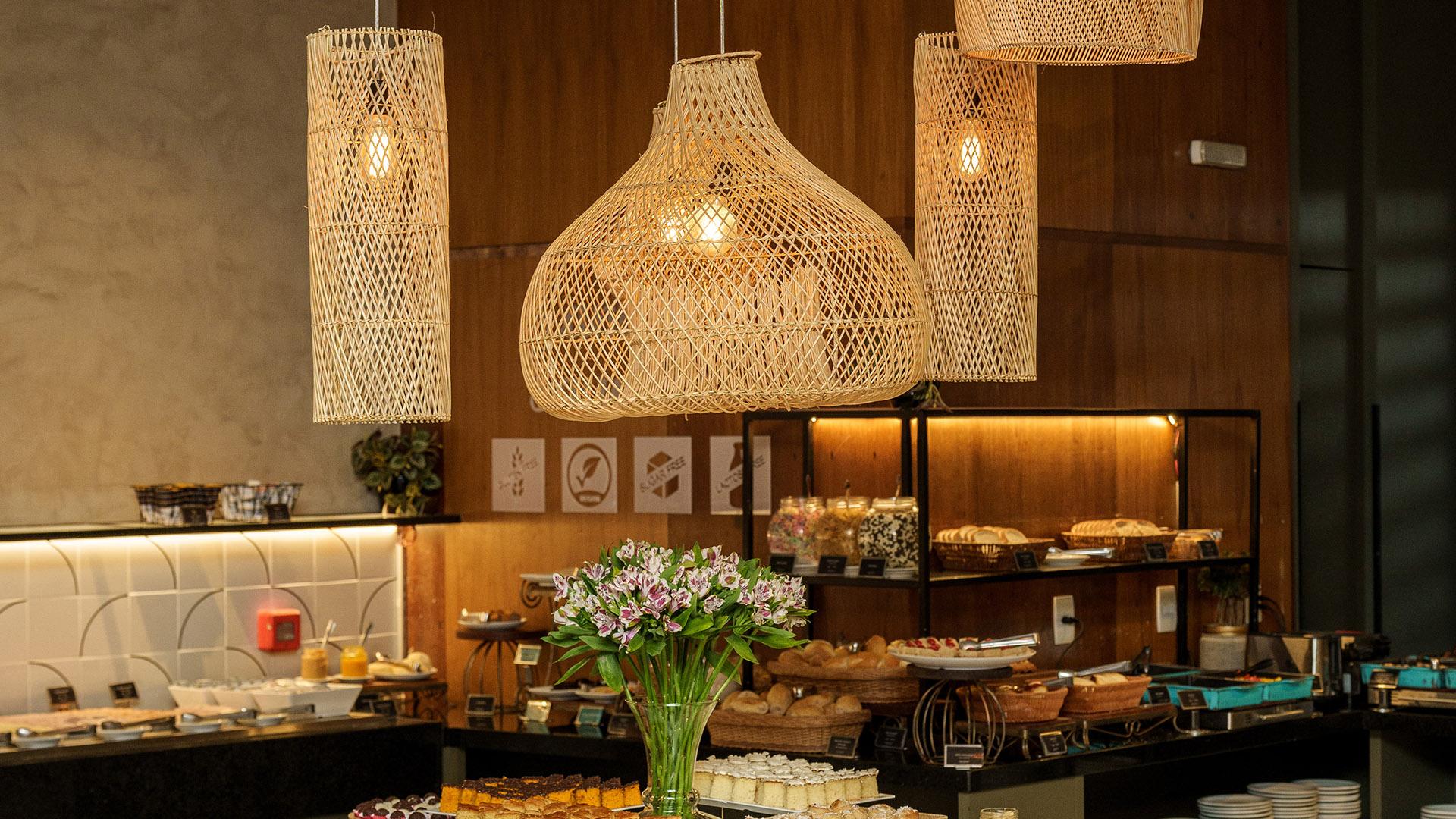 Restaurant Athos Bulcão Hplus Executive