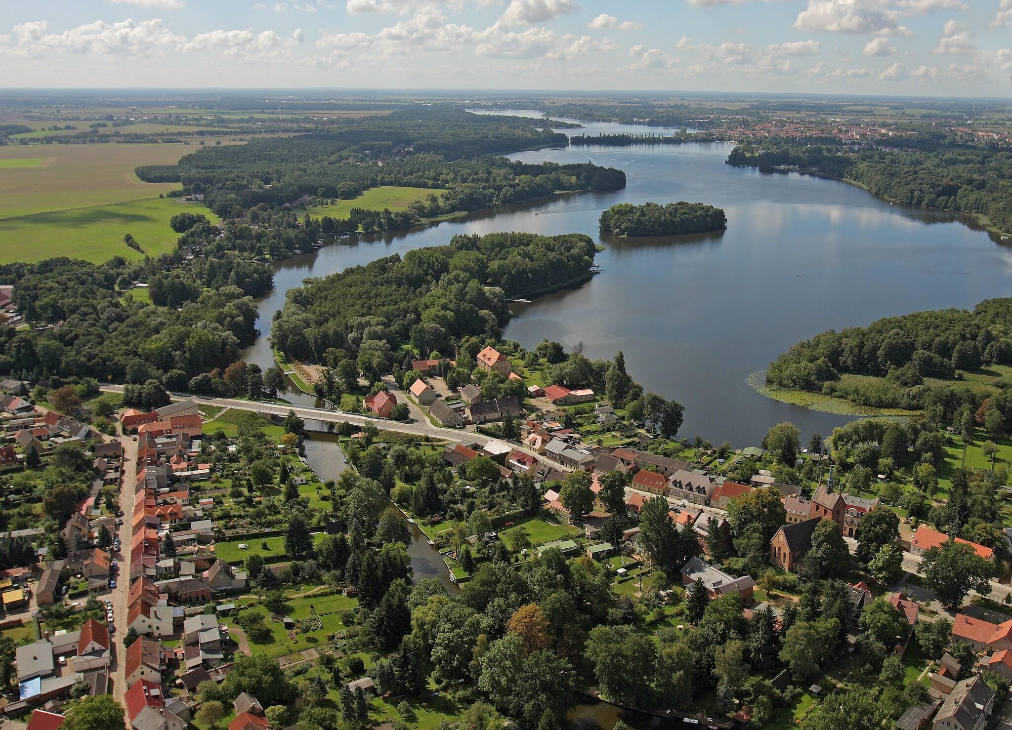Vista Exterior Hotel & Restaurant Am Alten Rhin