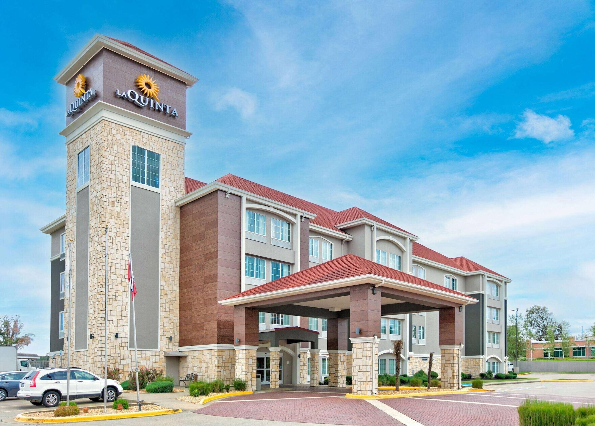 Vista Exterior La Quinta Inn & Suites by Wyndham Little Rock - Bryant