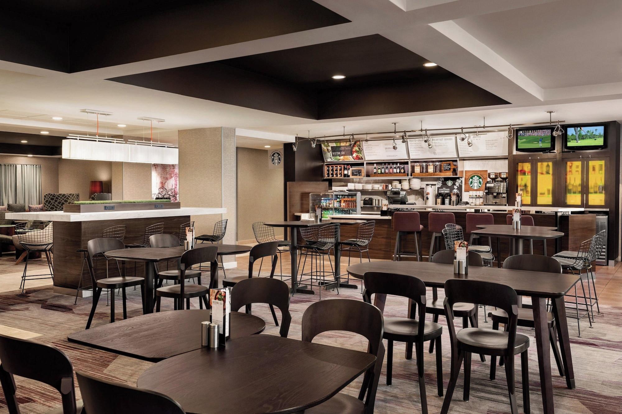 Restaurant Courtyard by Marriott Topeka