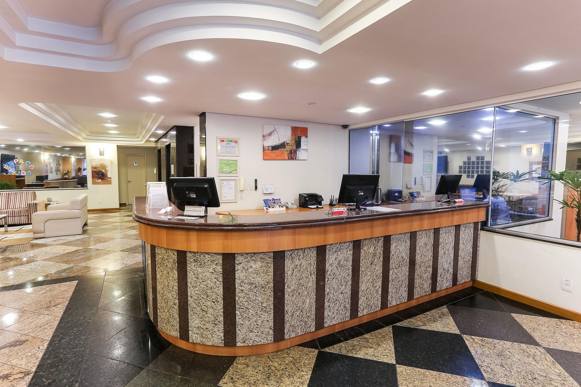 Vista Lobby Hotel Metropolitan Canoas