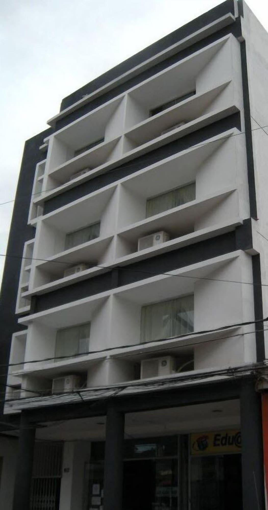 Vista Exterior Suites Apart Hotel Ortiz