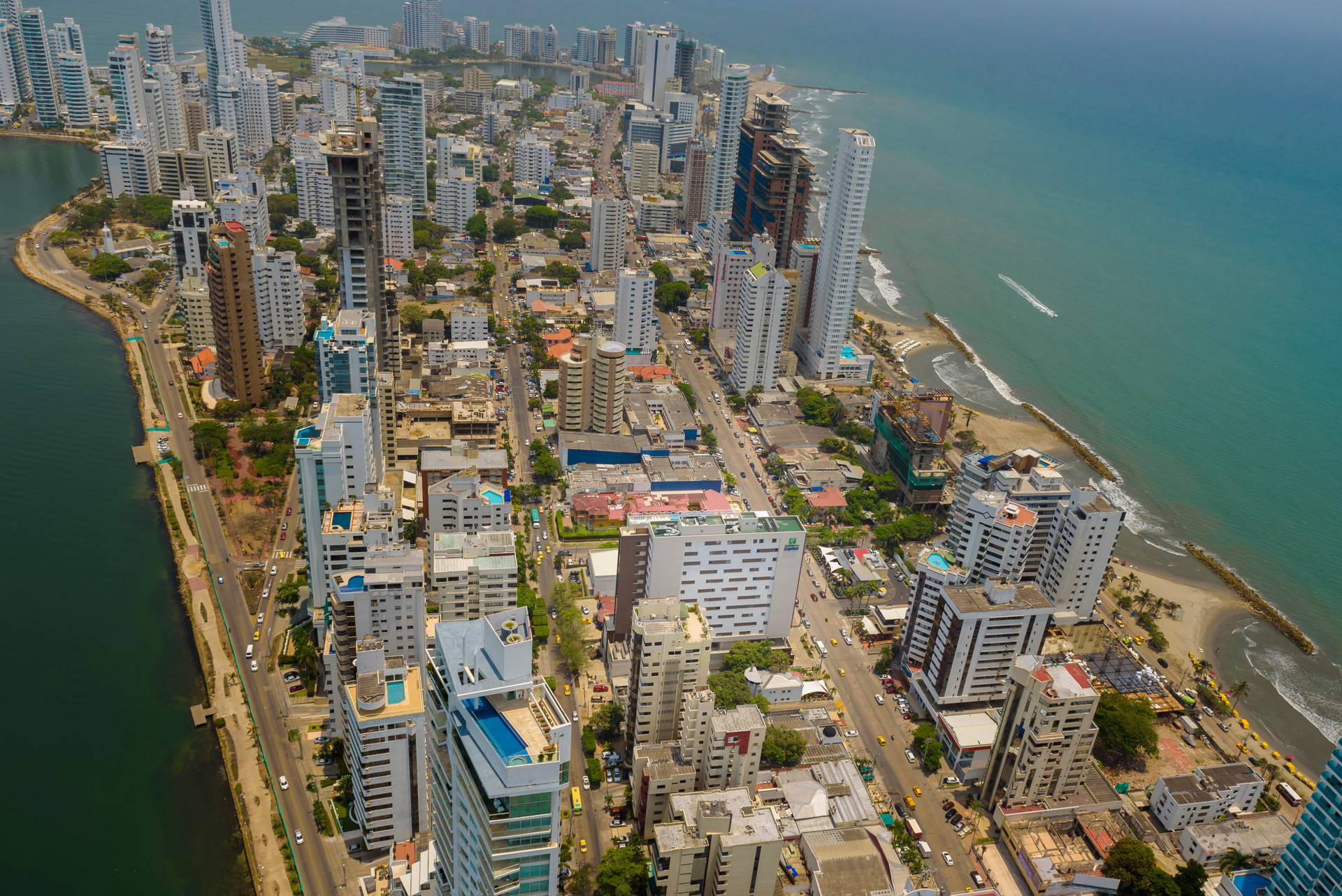 Vista Exterior Holiday Inn Express Cartagena Bocagrande by IHG