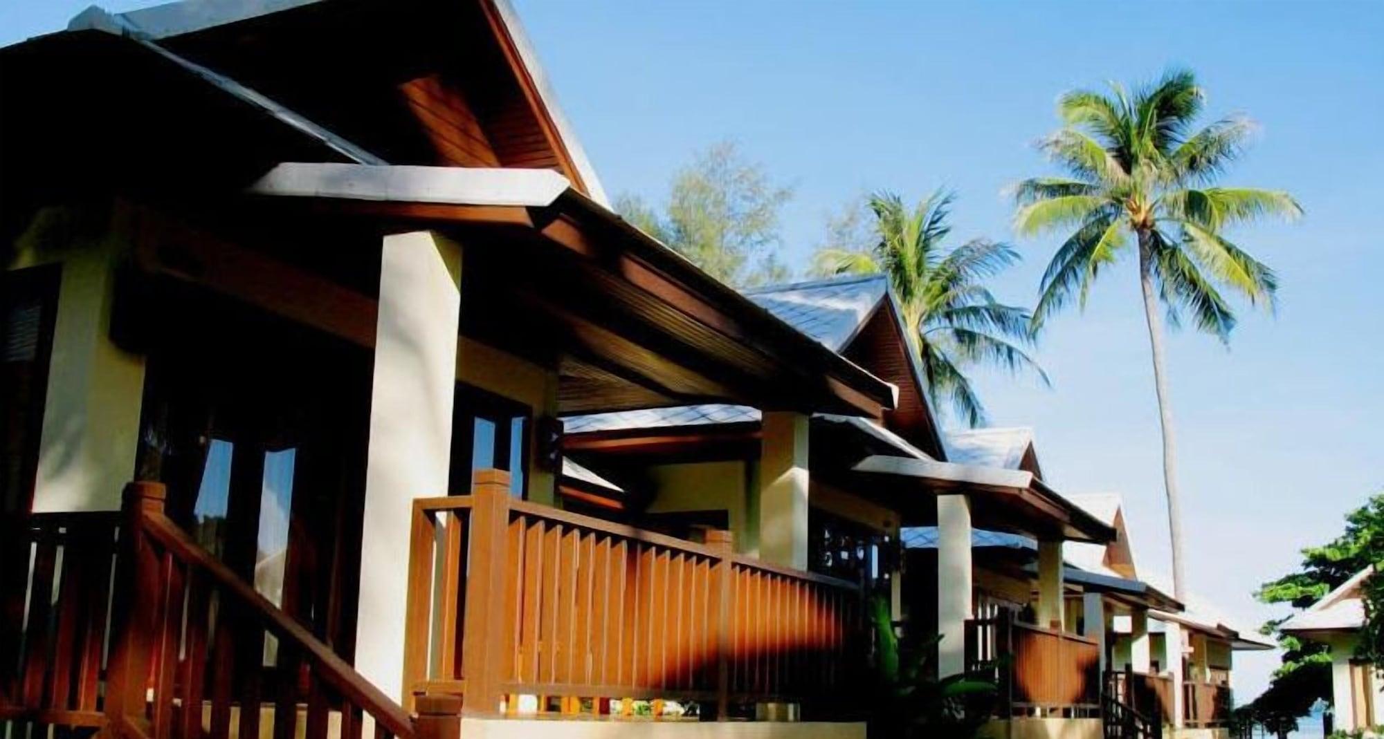 Vista Exterior Phangka Paradise Resort