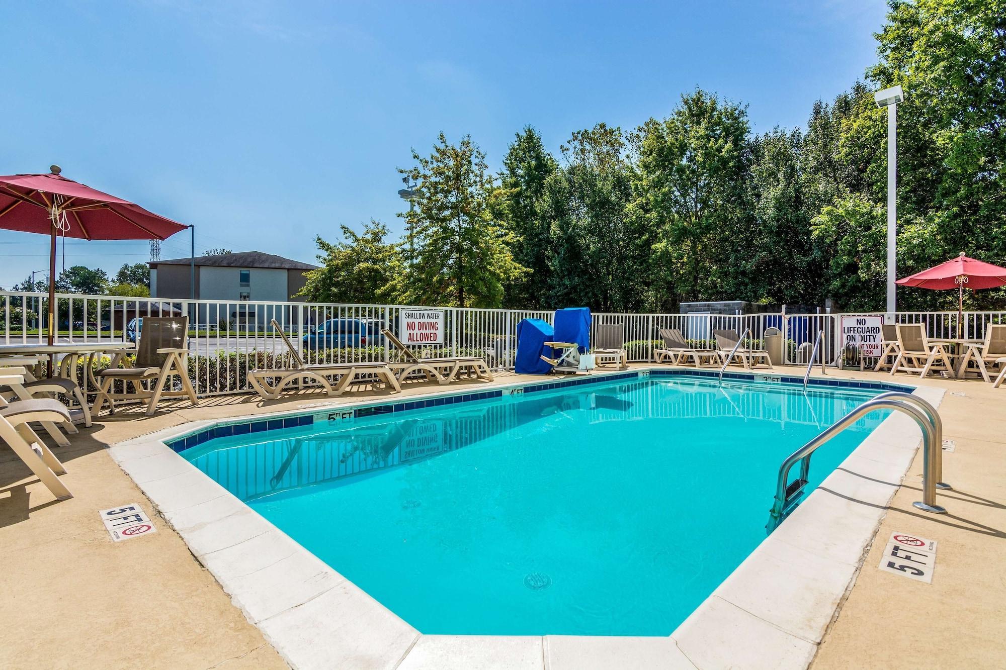 Vista Piscina Motel 6 Fort Mill, SC - Charlotte