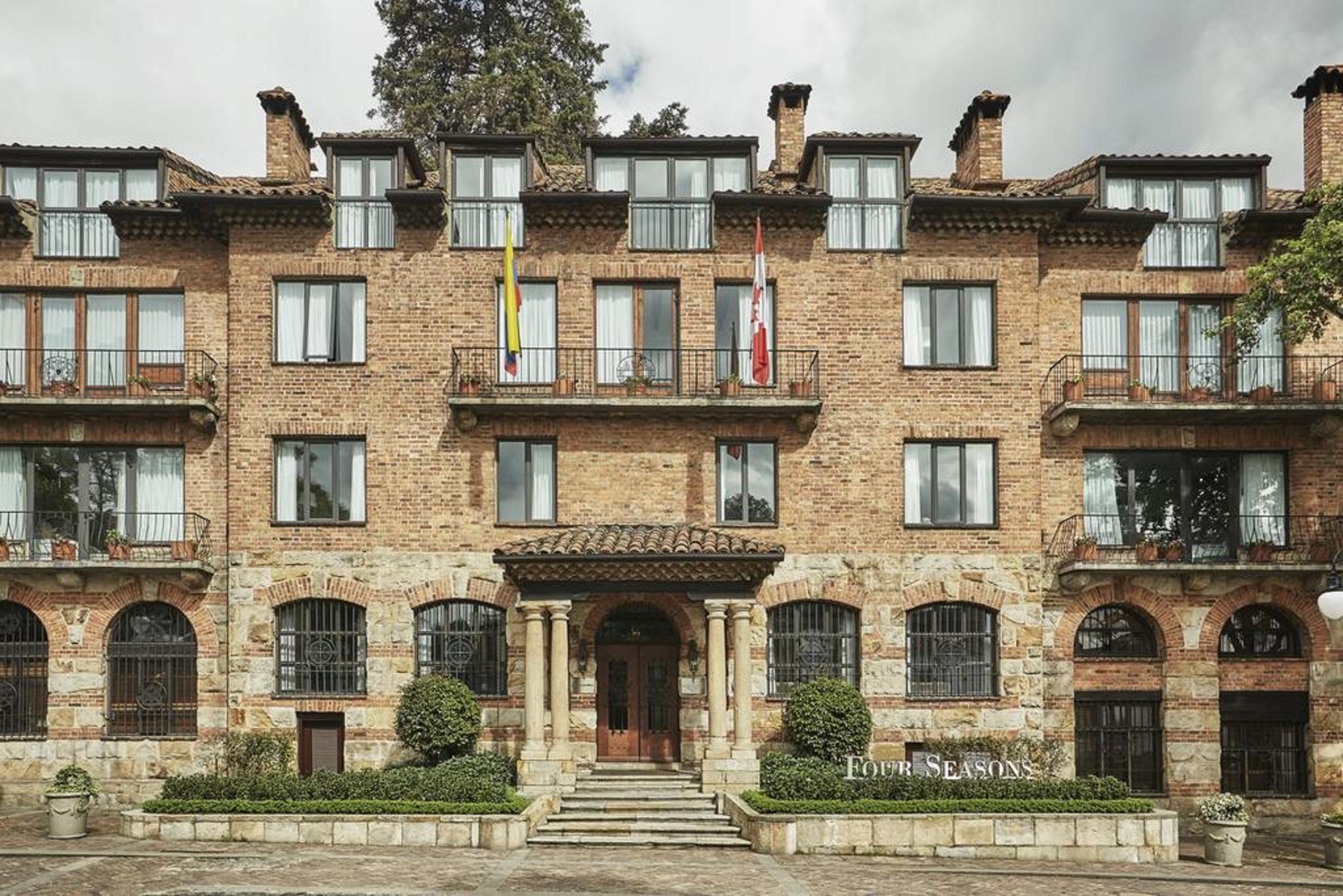 Vista Exterior Four Seasons Hotel Bogotá Casa Medina